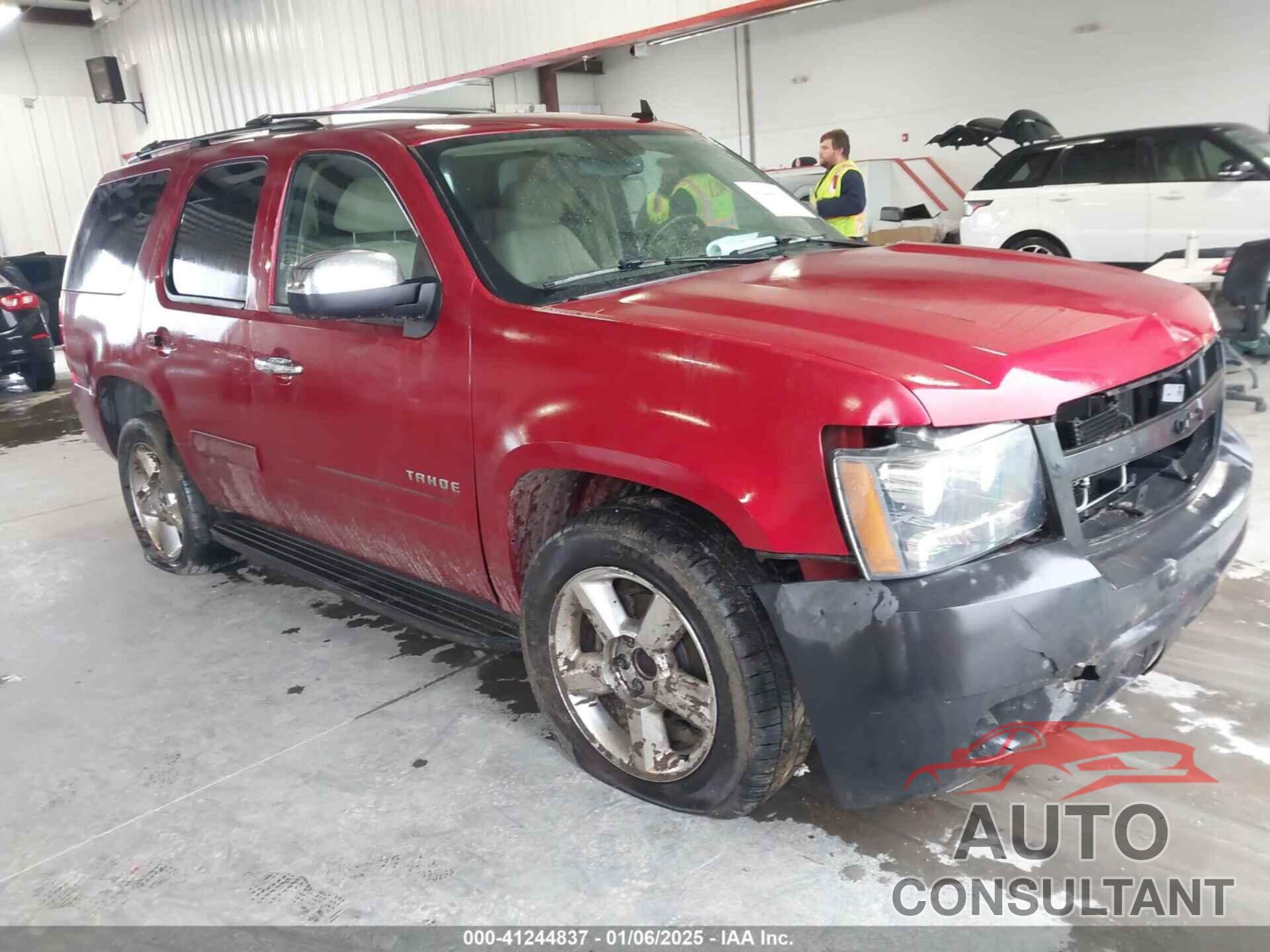 CHEVROLET TAHOE 2013 - 1GNSCAE00DR366239