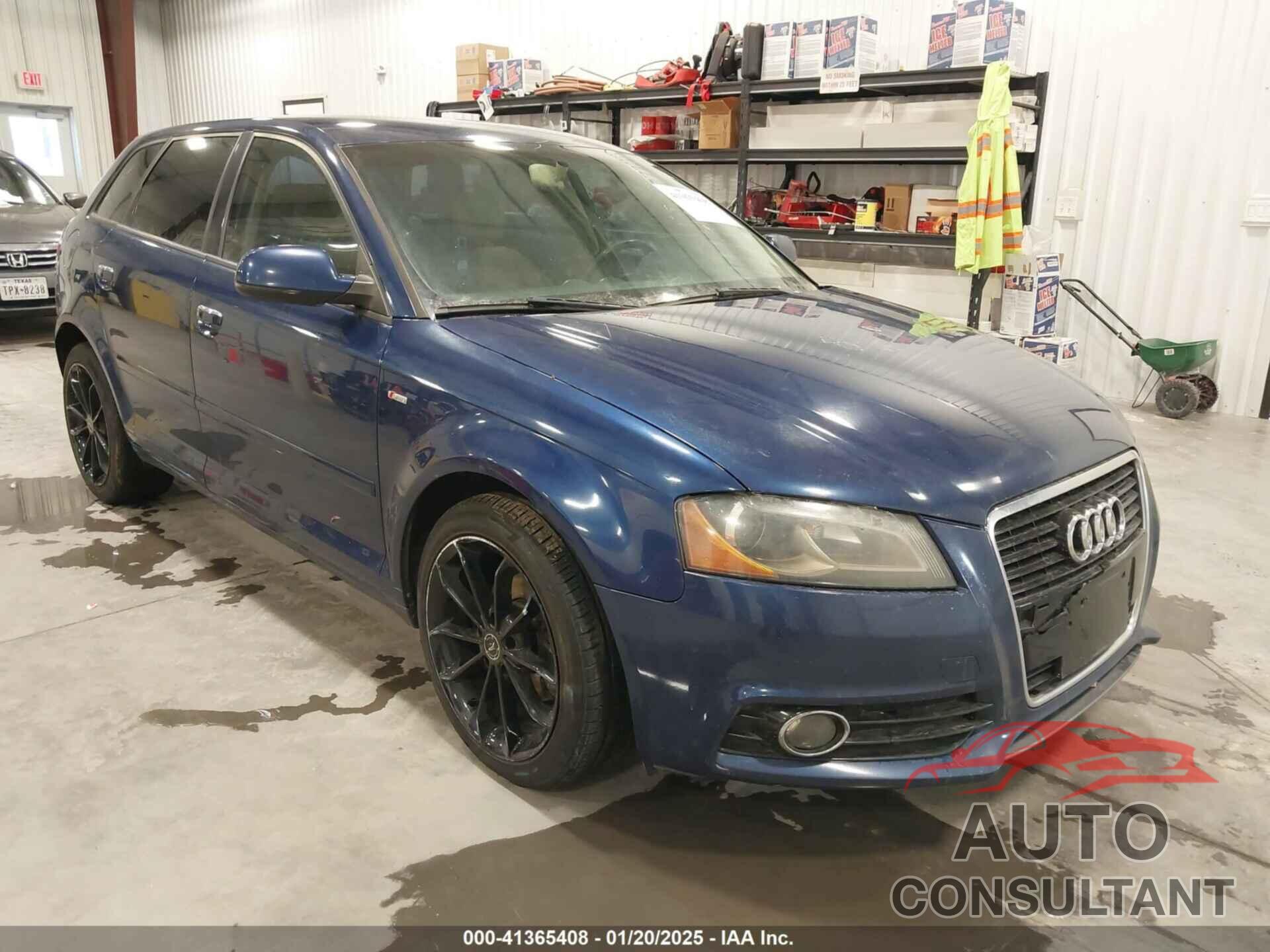 AUDI A3 2011 - WAUKJAFM4BA079933