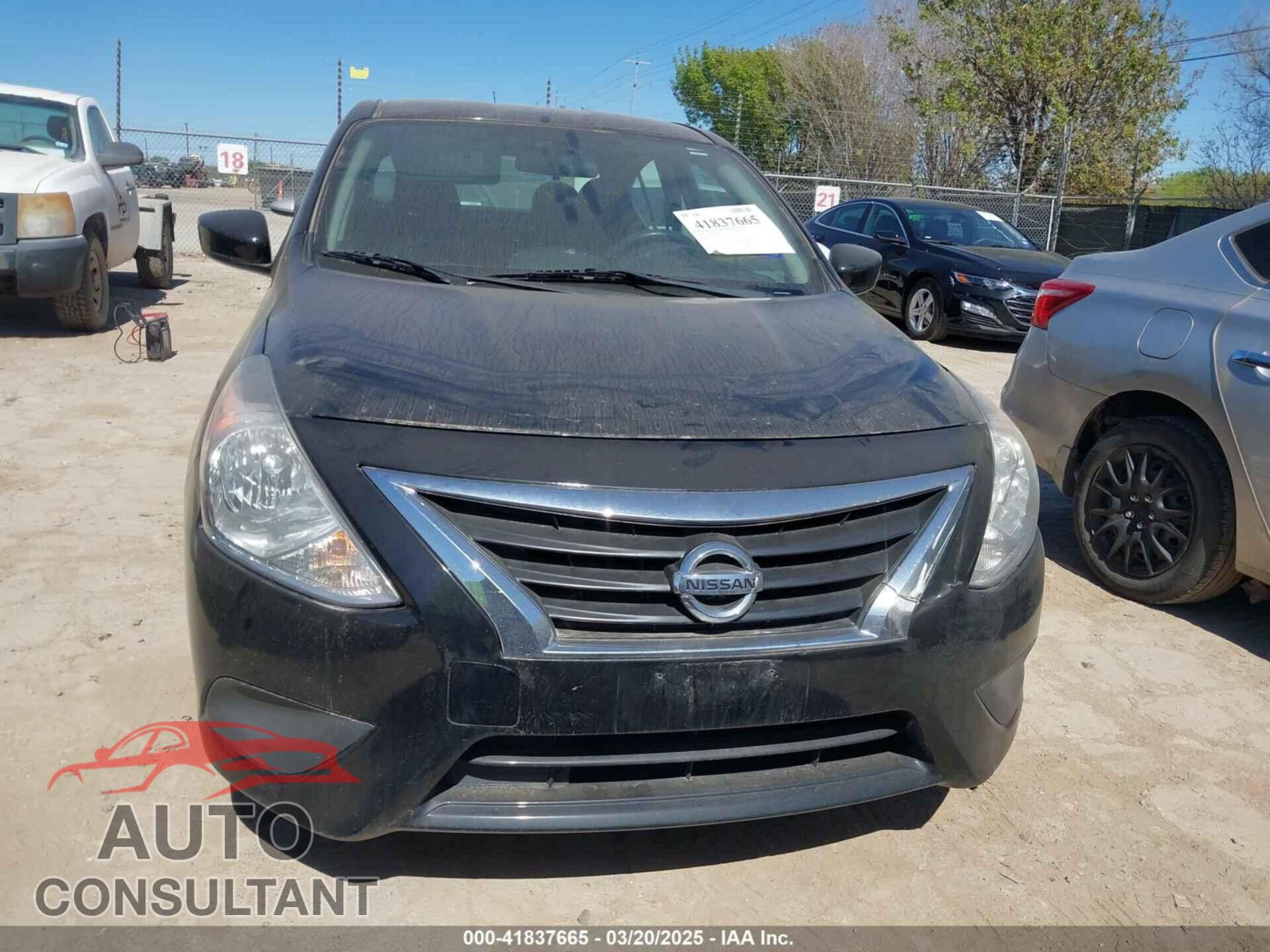 NISSAN VERSA 2019 - 3N1CN7AP3KL854430