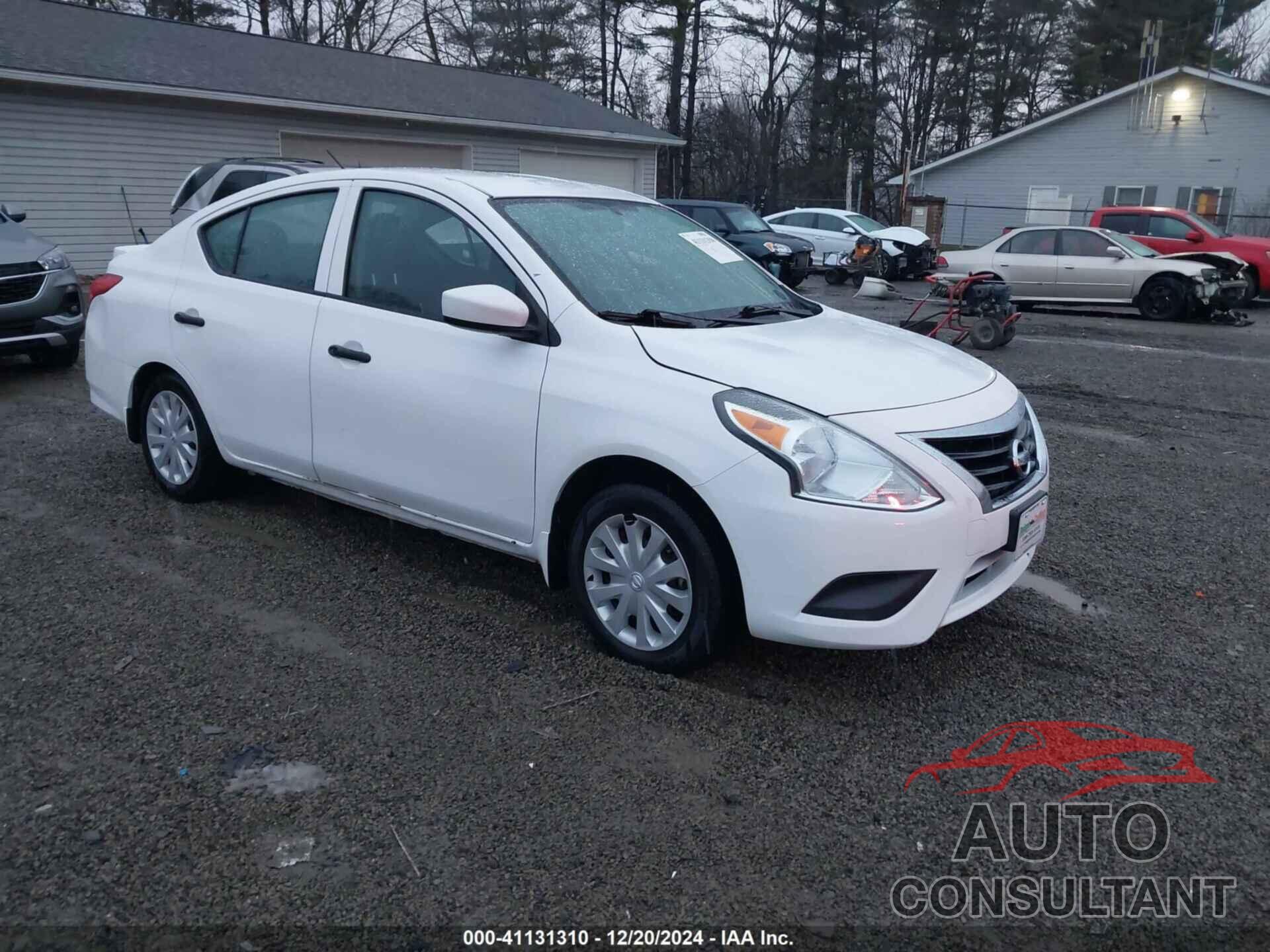 NISSAN VERSA 2018 - 3N1CN7AP4JL819748