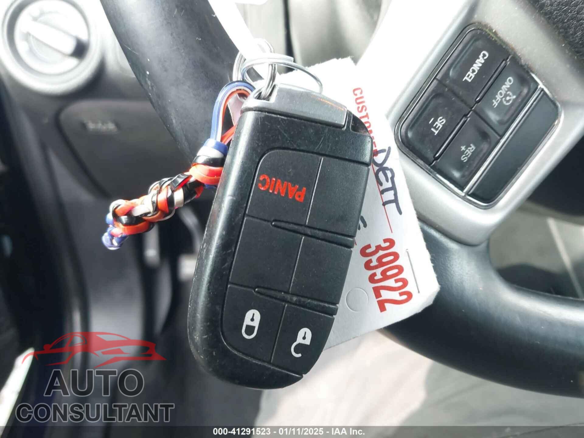 DODGE JOURNEY 2017 - 3C4PDCBG7HT563981