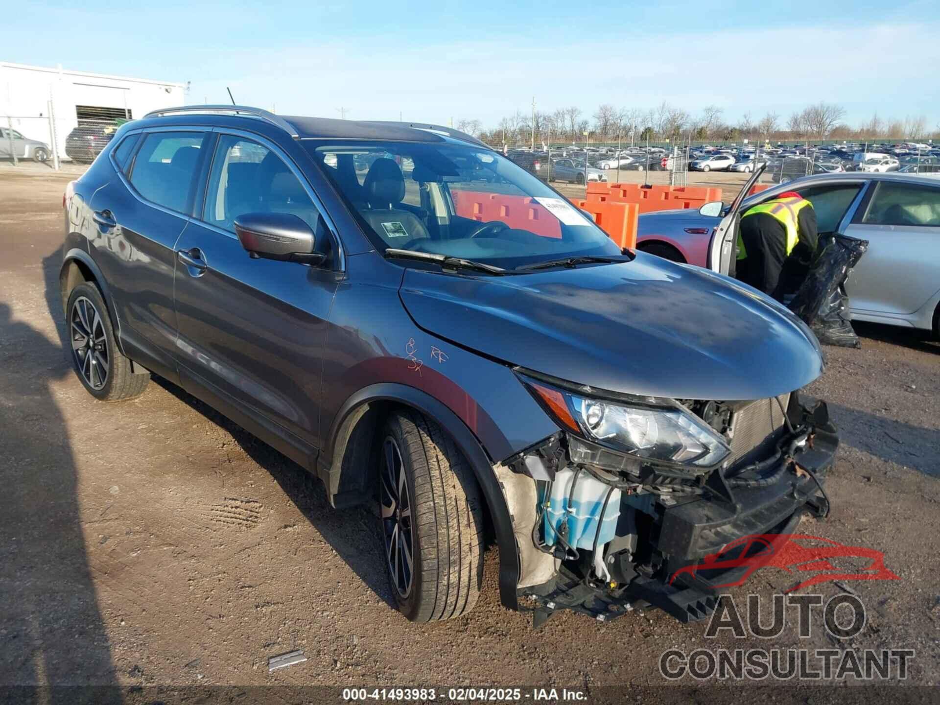 NISSAN ROGUE SPORT 2017 - JN1BJ1CR8HW143280