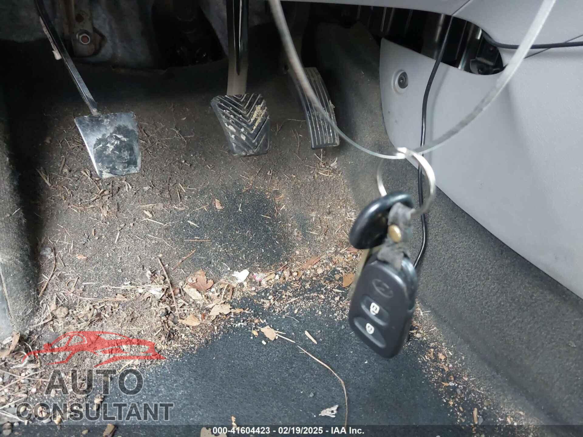 HYUNDAI ACCENT 2012 - KMHCU5AE7CU034423