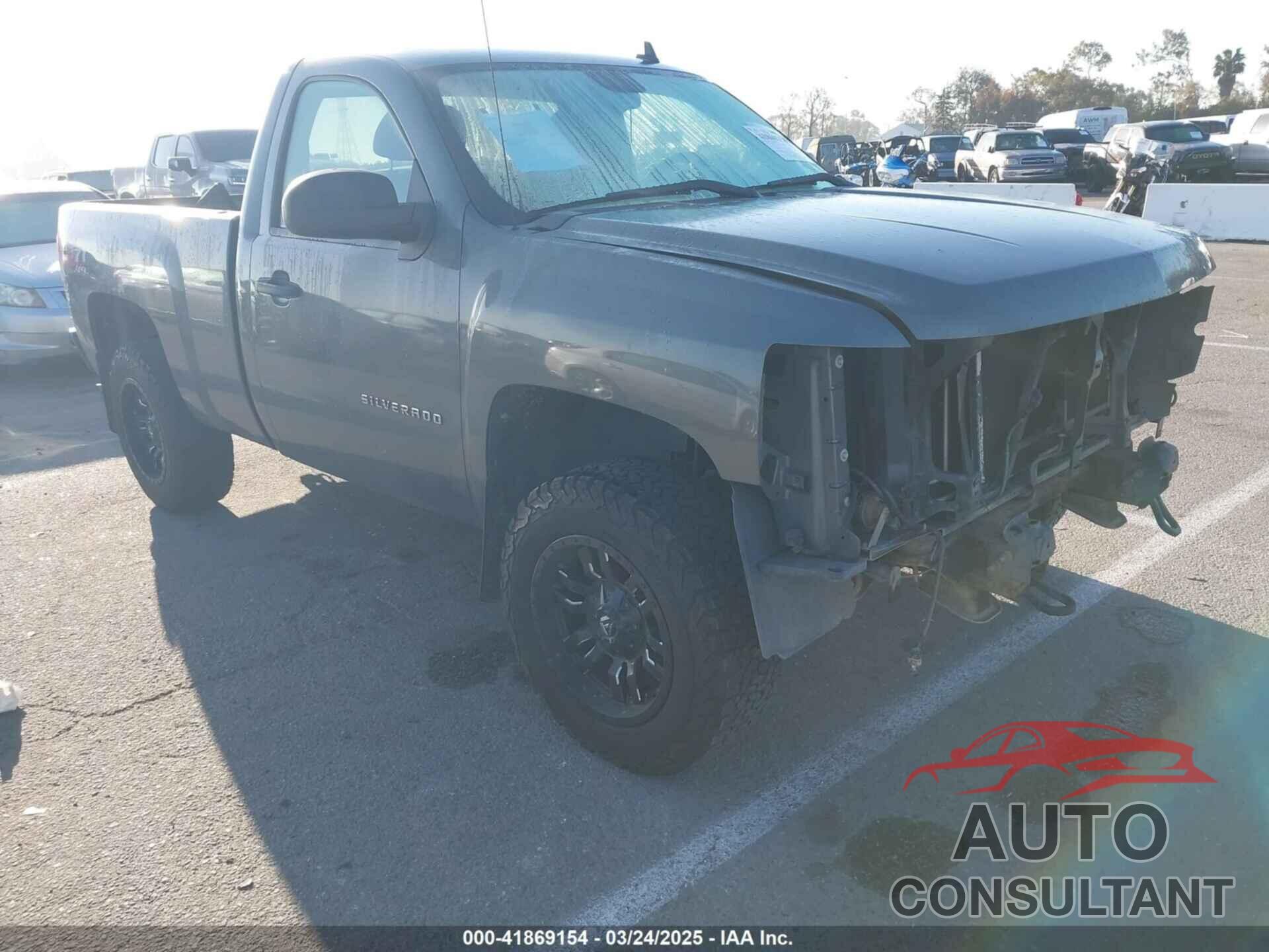 CHEVROLET SILVERADO 1500 2011 - 1GCNKSE06BZ173282