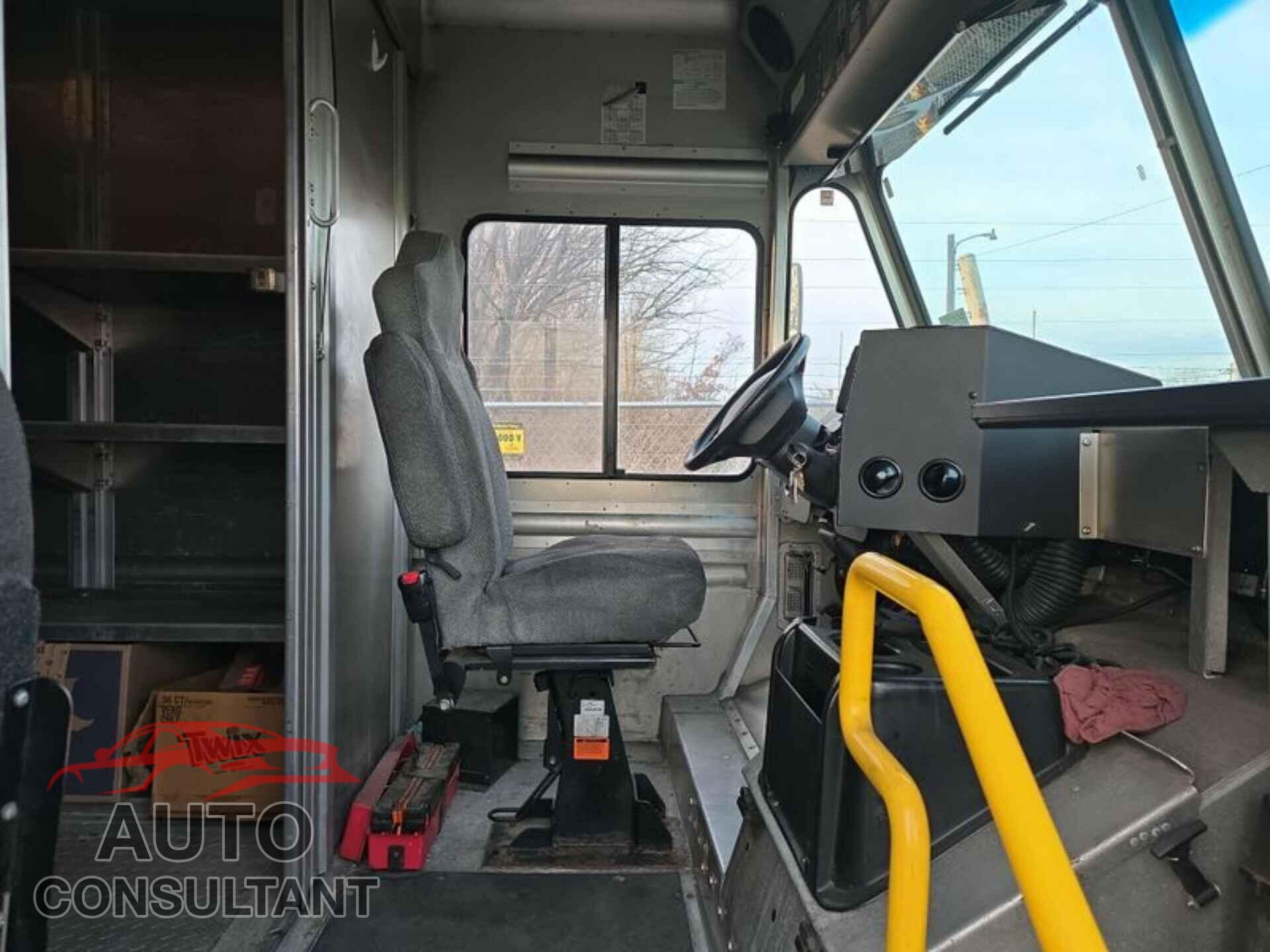 FORD E-450 STRIPPED 2013 - 1FC4E4KL8DDA78185