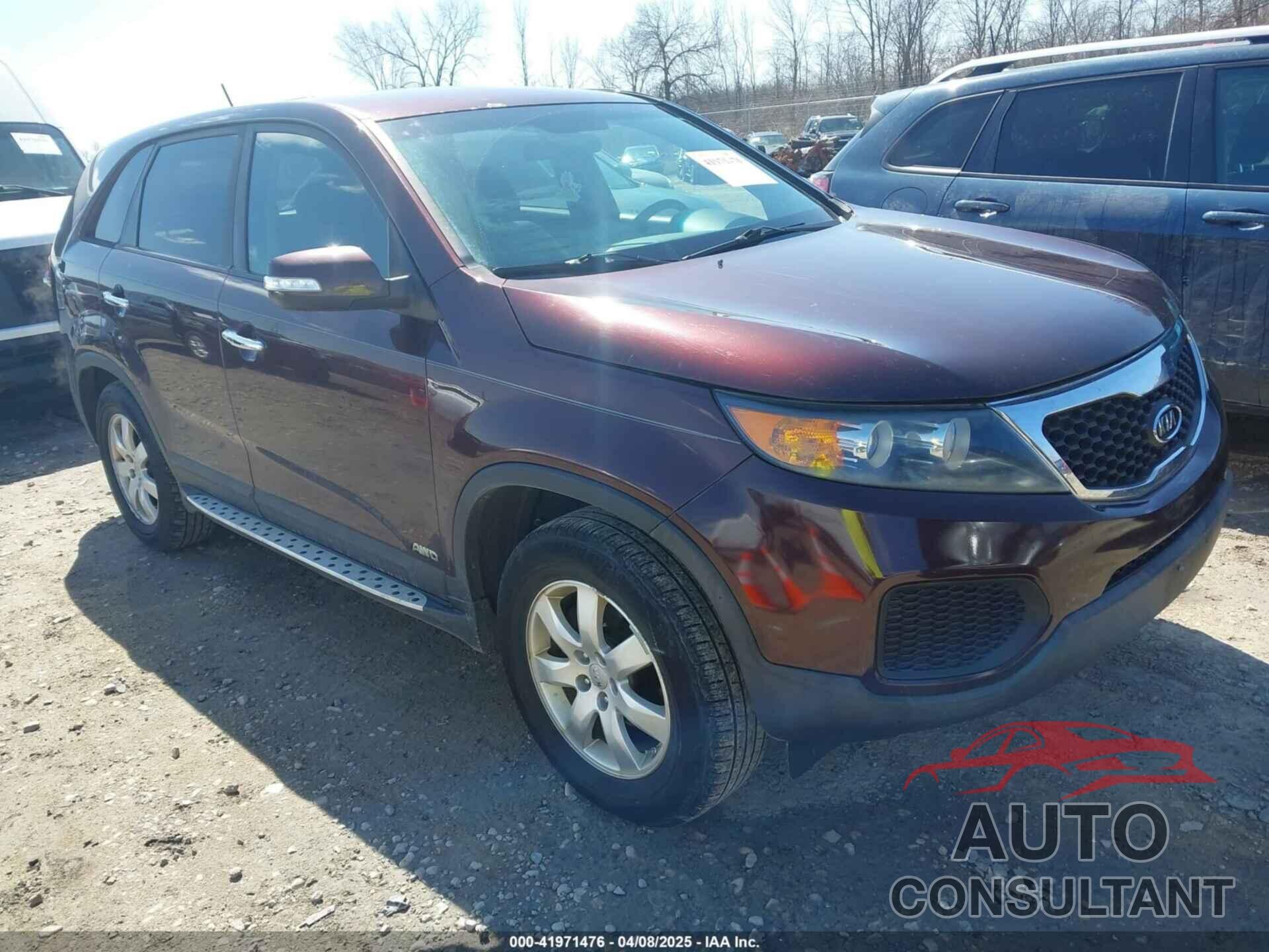 KIA SORENTO 2013 - 5XYKTCA62DG331960