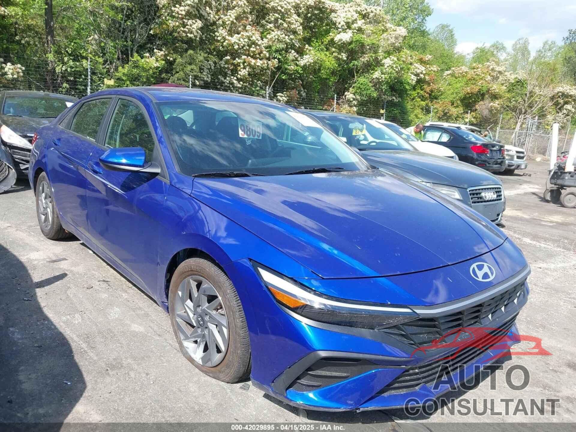 HYUNDAI ELANTRA 2024 - KMHLM4DG5RU734991