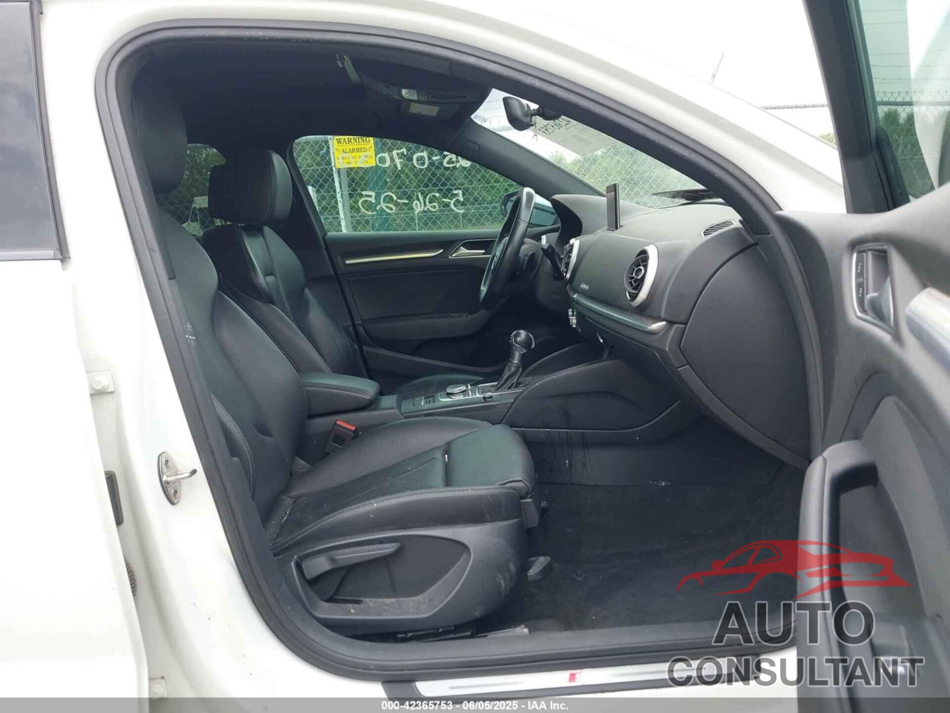 AUDI A3 2020 - WAUBEGFFXLA053167