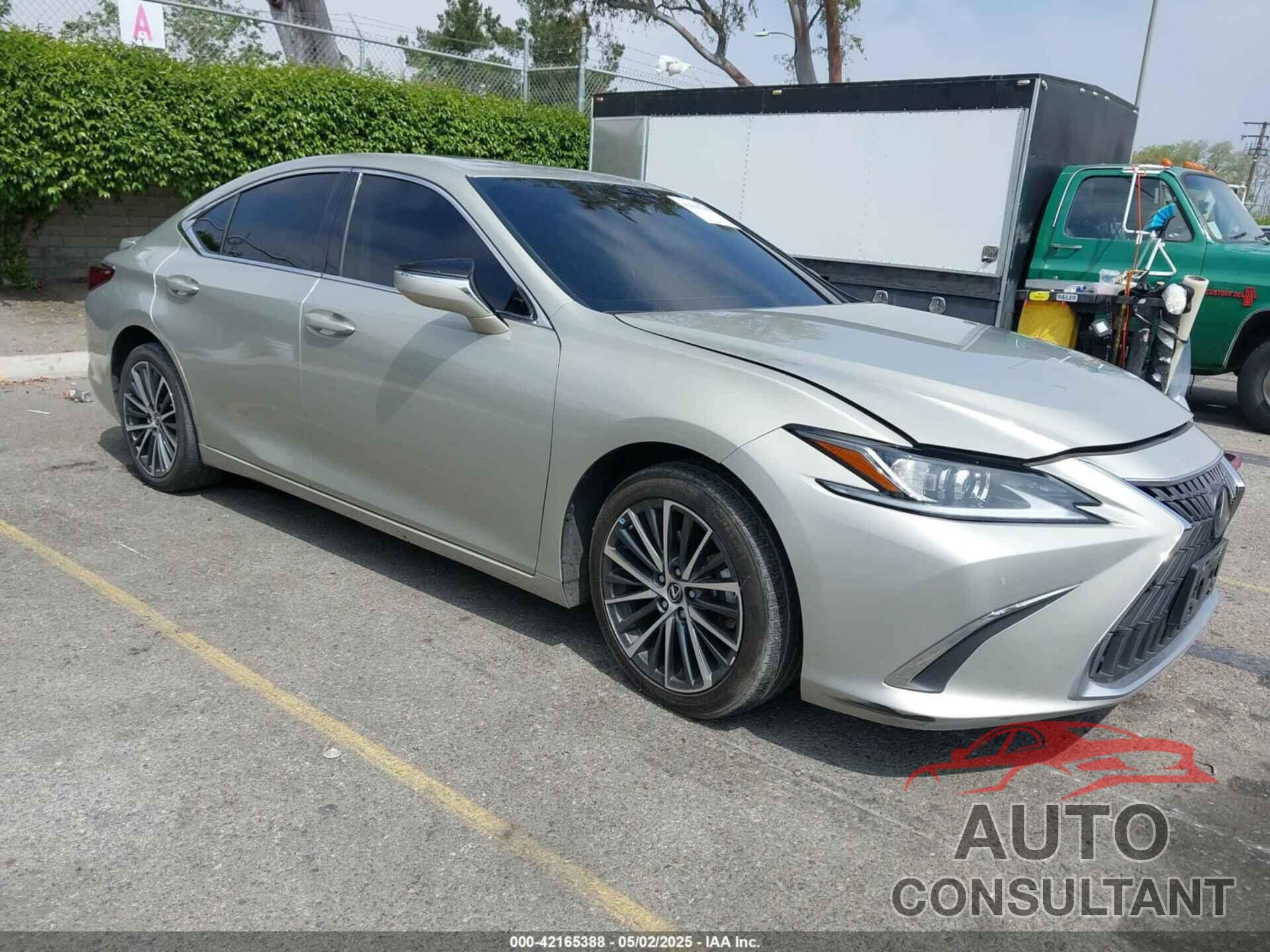 LEXUS ES 300H 2023 - 58ADA1C11PU031239