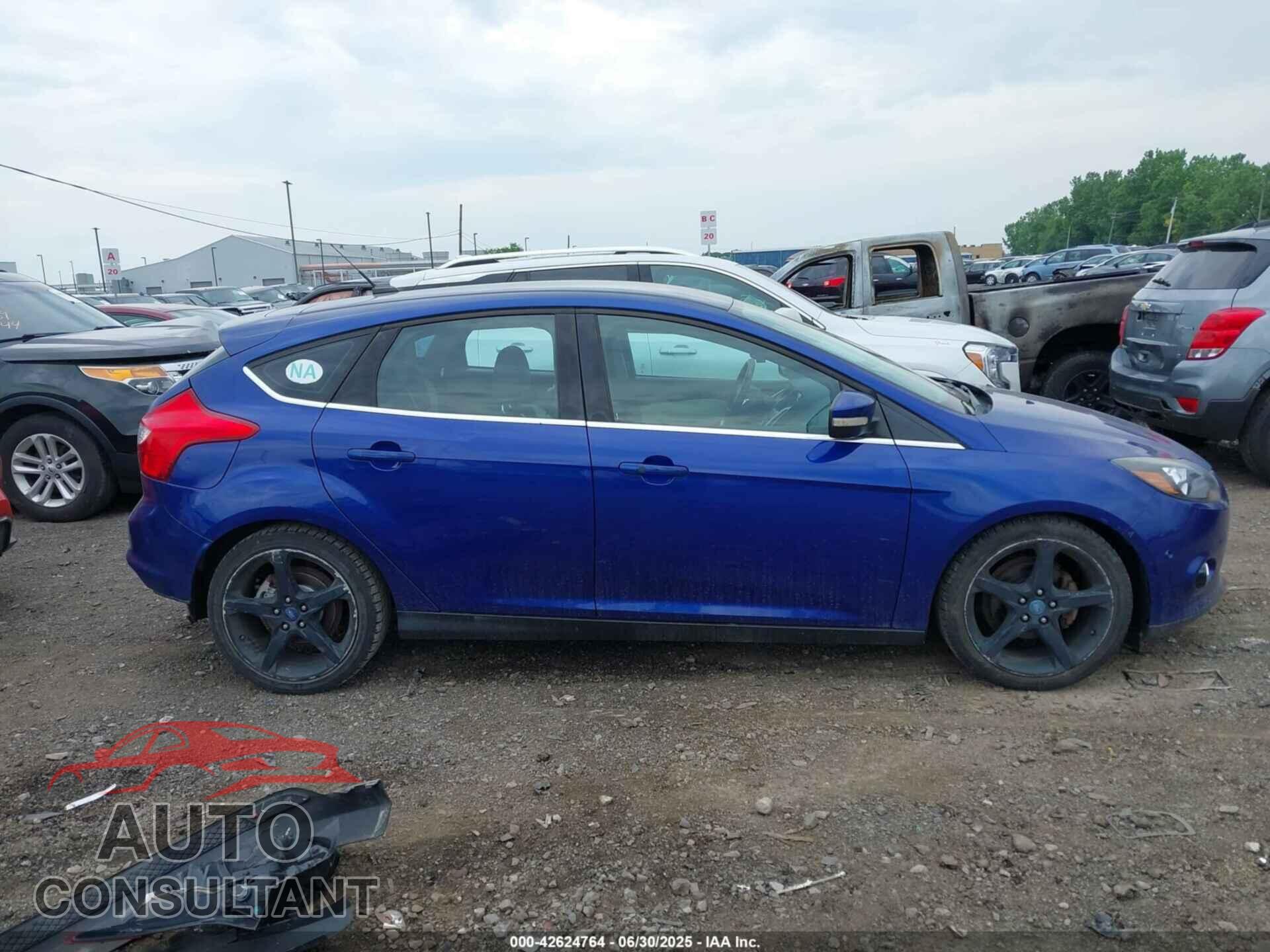 FORD FOCUS 2012 - 1FAHP3N24CL283473