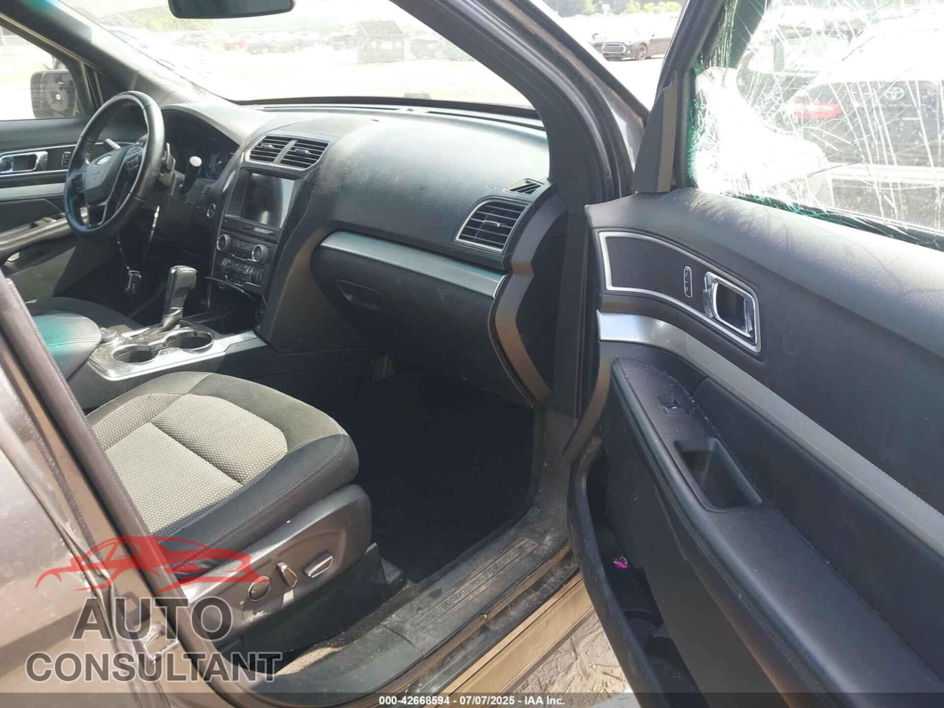 FORD EXPLORER 2017 - 1FM5K8D86HGA21142