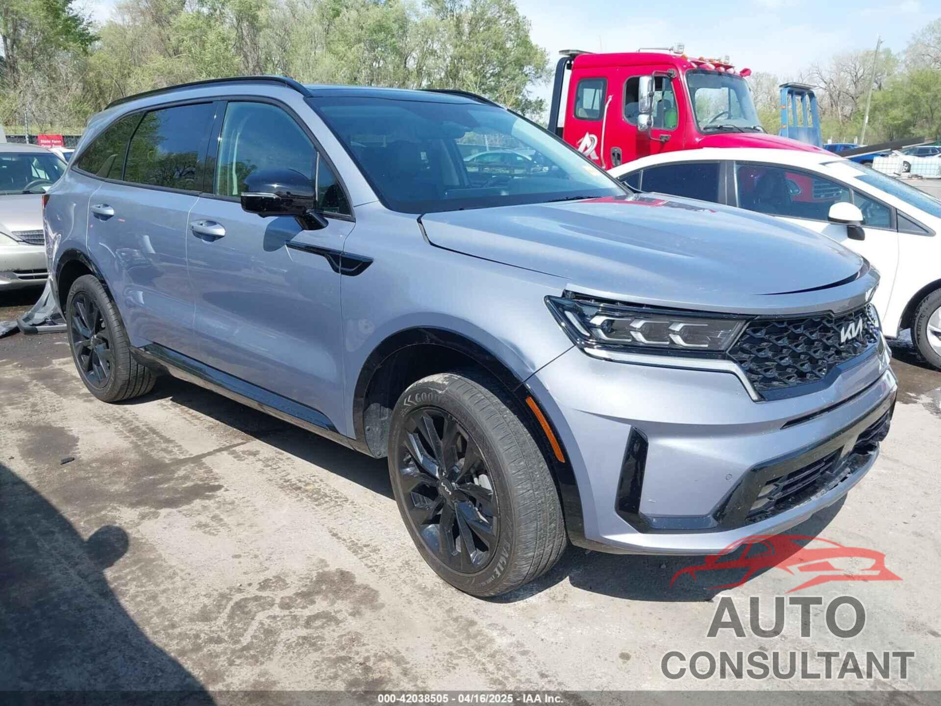 KIA SORENTO 2022 - 5XYRK4LF8NG087513