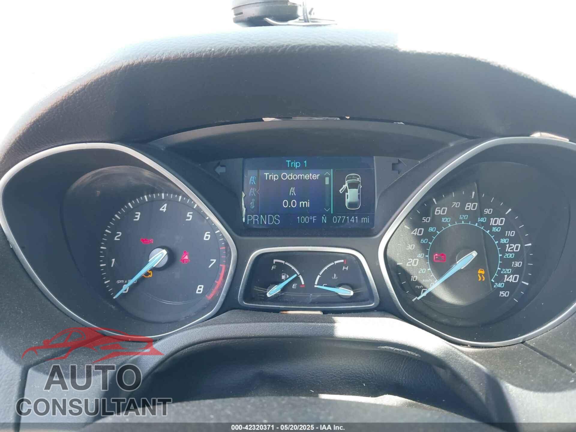 FORD FOCUS 2012 - 1FAHP3M22CL285384