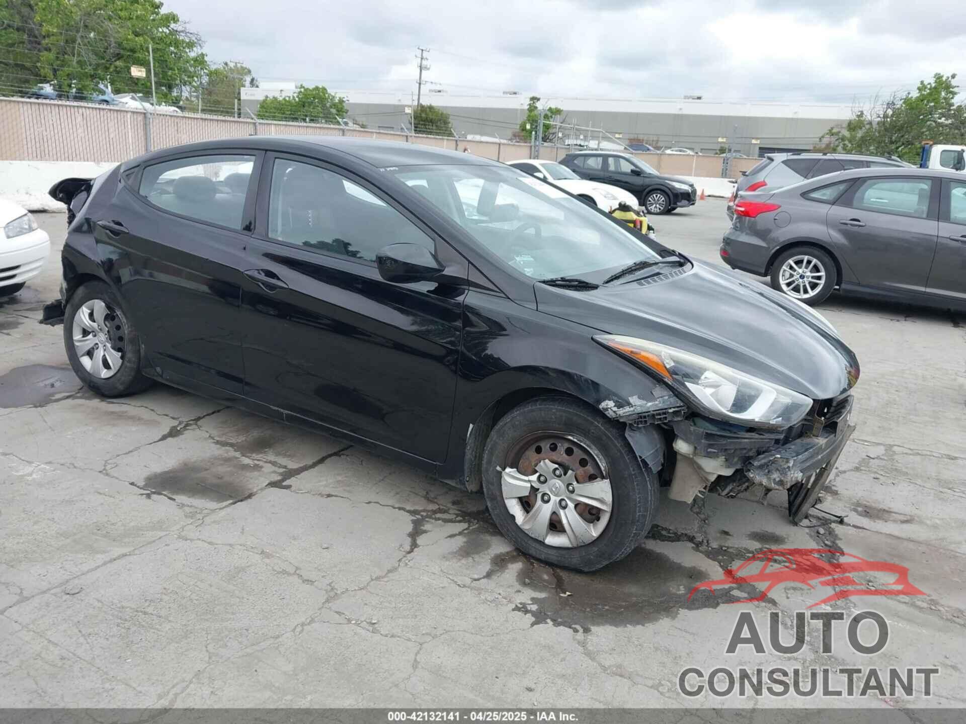 HYUNDAI ELANTRA 2016 - KMHDH4AE6GU490826