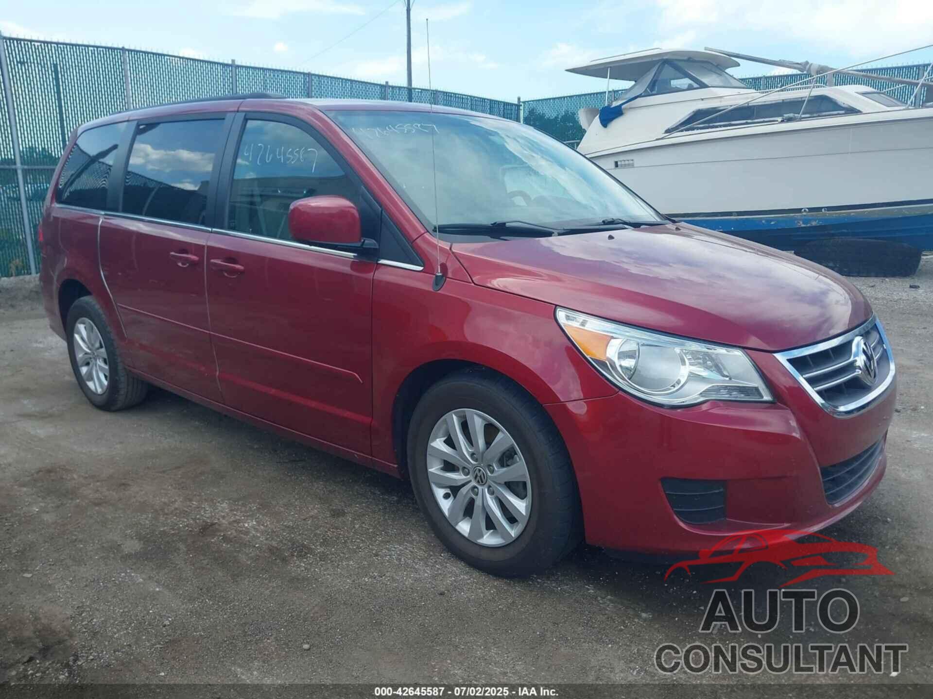 VOLKSWAGEN ROUTAN 2012 - 2C4RVABG5CR355524