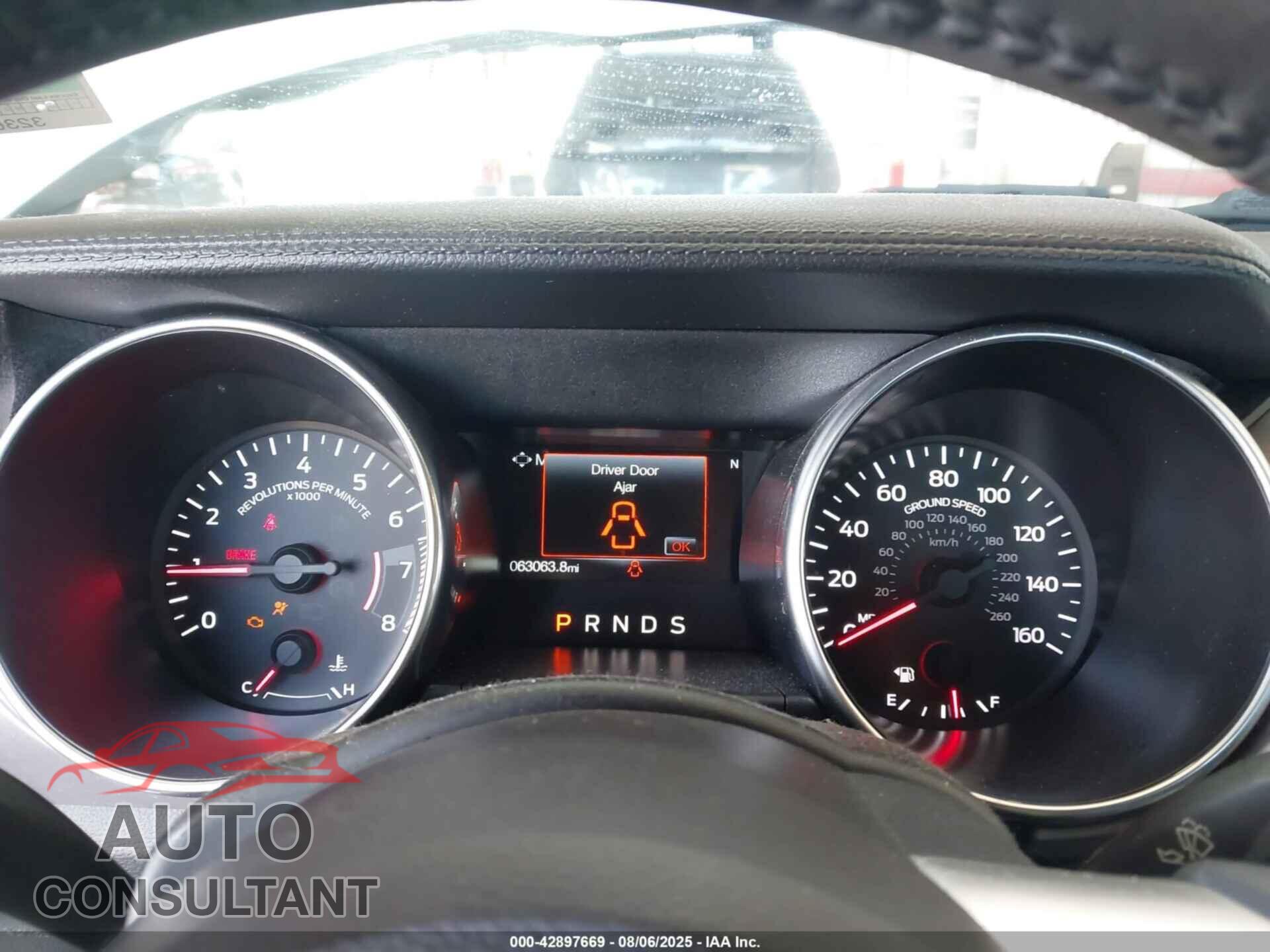 FORD MUSTANG 2018 - 1FA6P8TH7J5115565