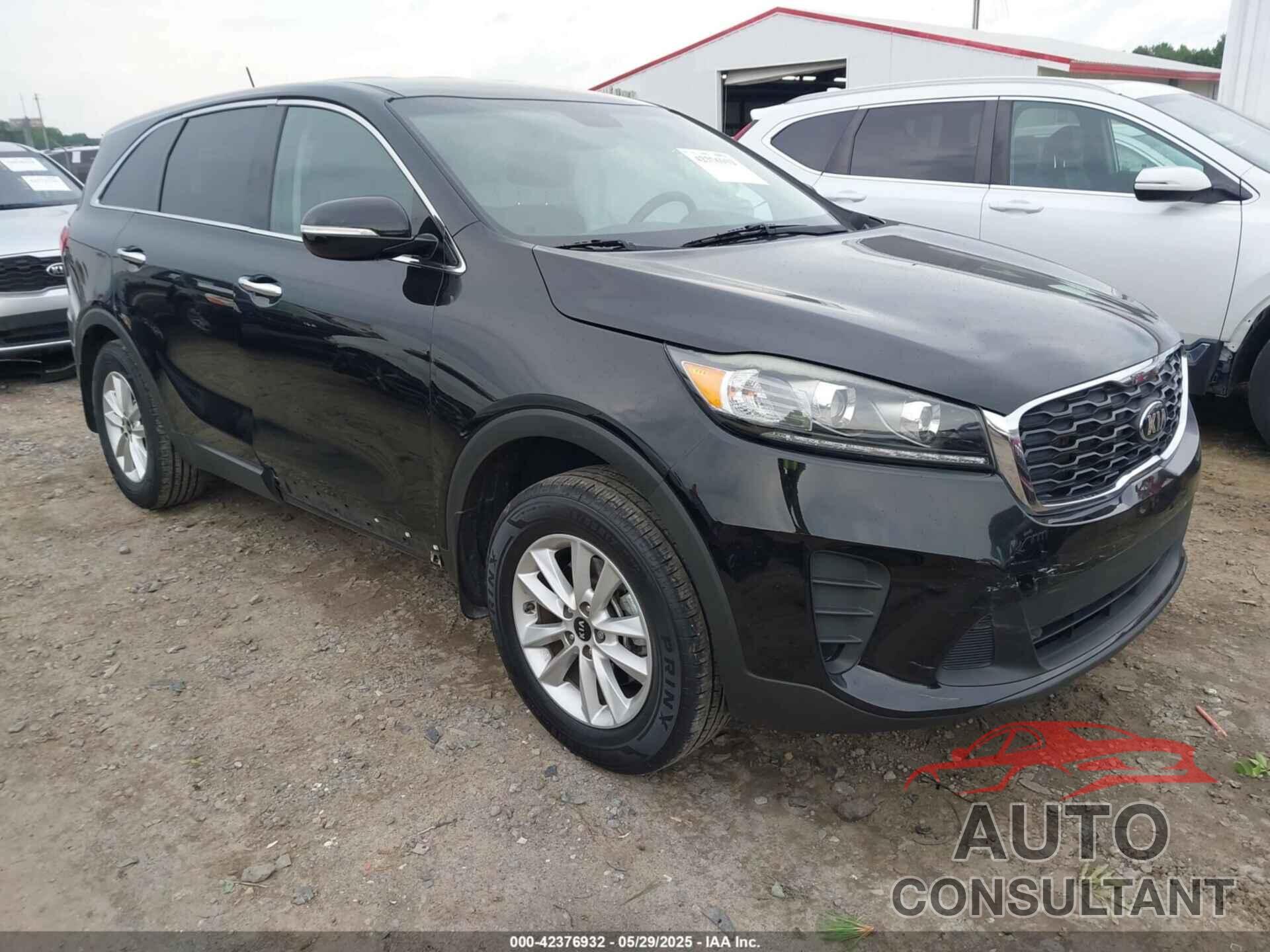 KIA SORENTO 2019 - 5XYPG4A39KG443481