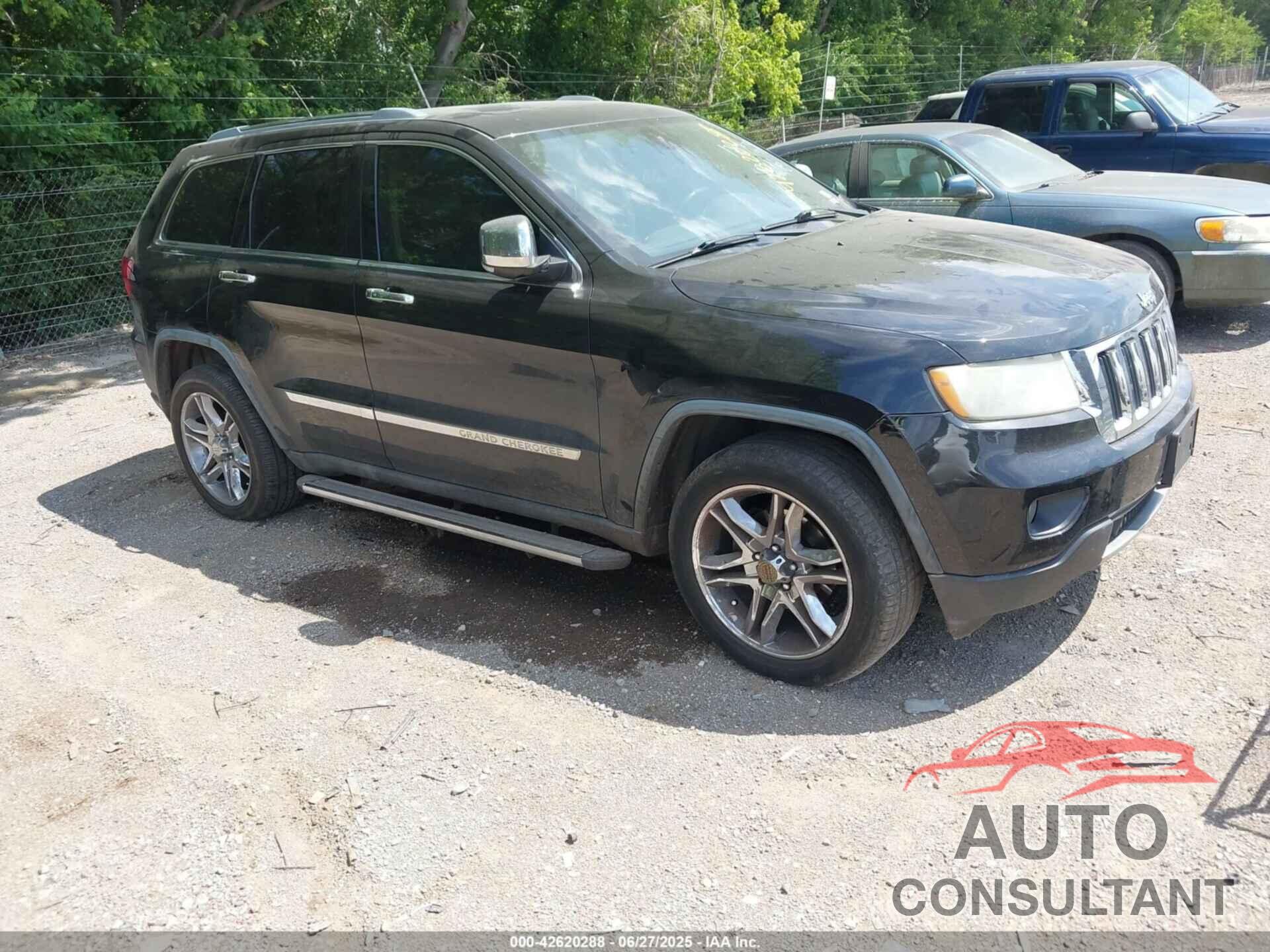 JEEP GRAND CHEROKEE 2011 - 1J4RS5GG8BC658484