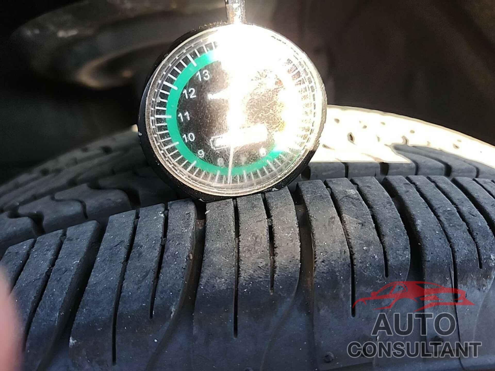 TOYOTA RAV4 2022 - 2T3P1RFV7NC281592