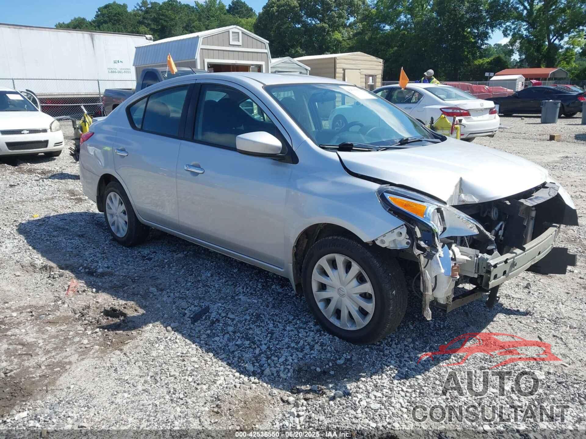 NISSAN VERSA 2017 - 3N1CN7AP8HL823974