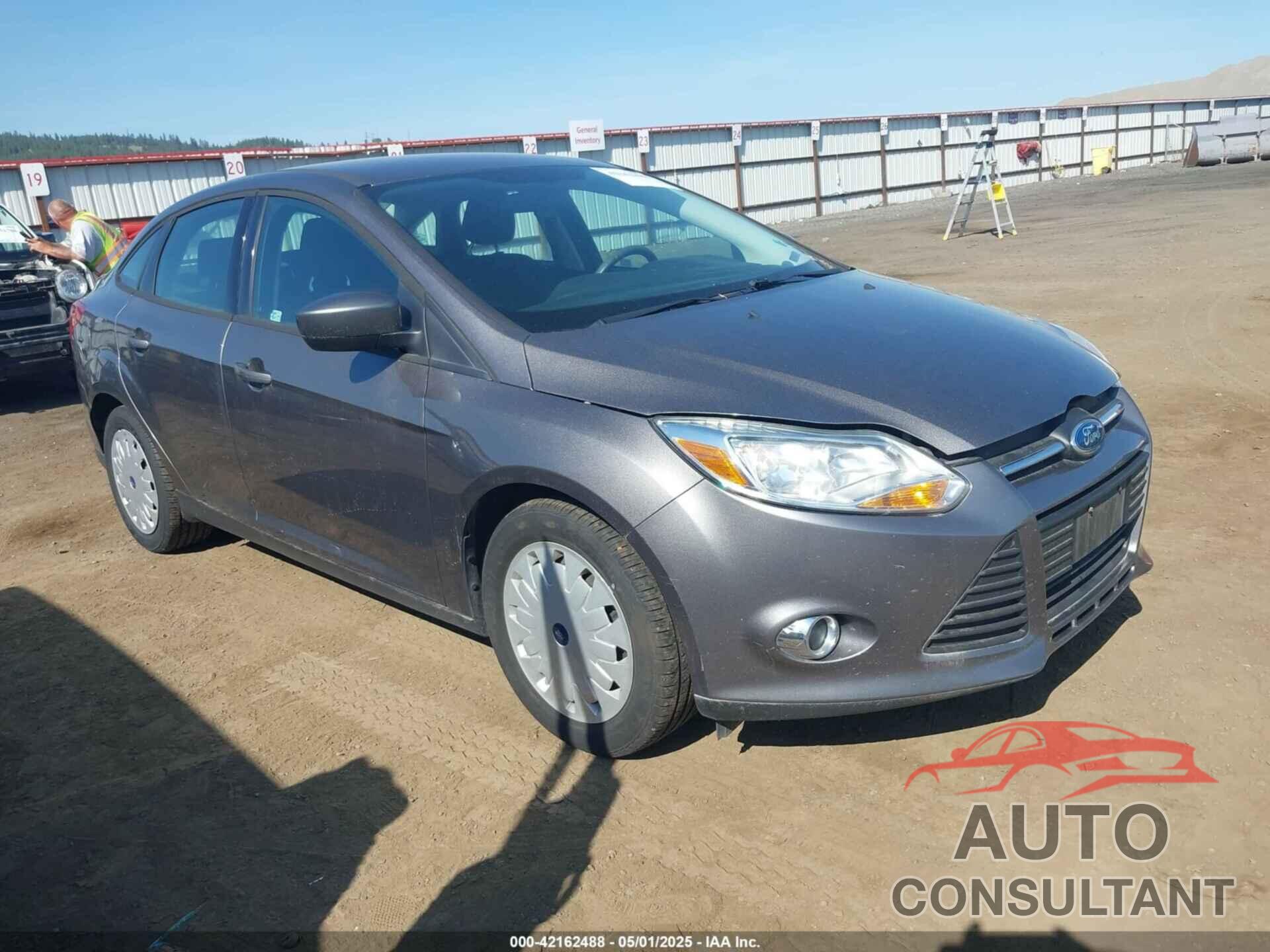 FORD FOCUS 2012 - 1FAHP3F26CK314852