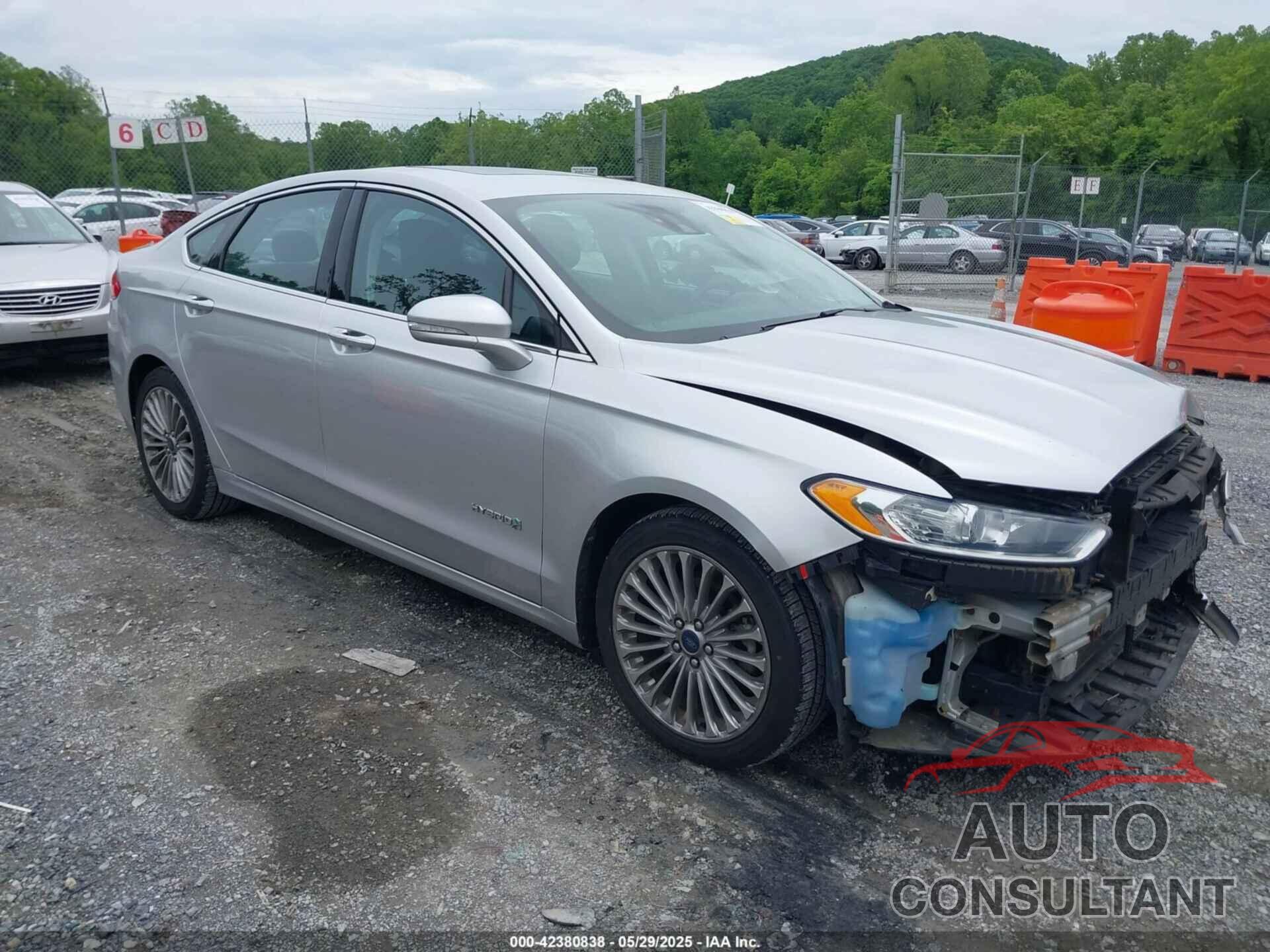 FORD FUSION HYBRID 2013 - 3FA6P0RU3DR281914