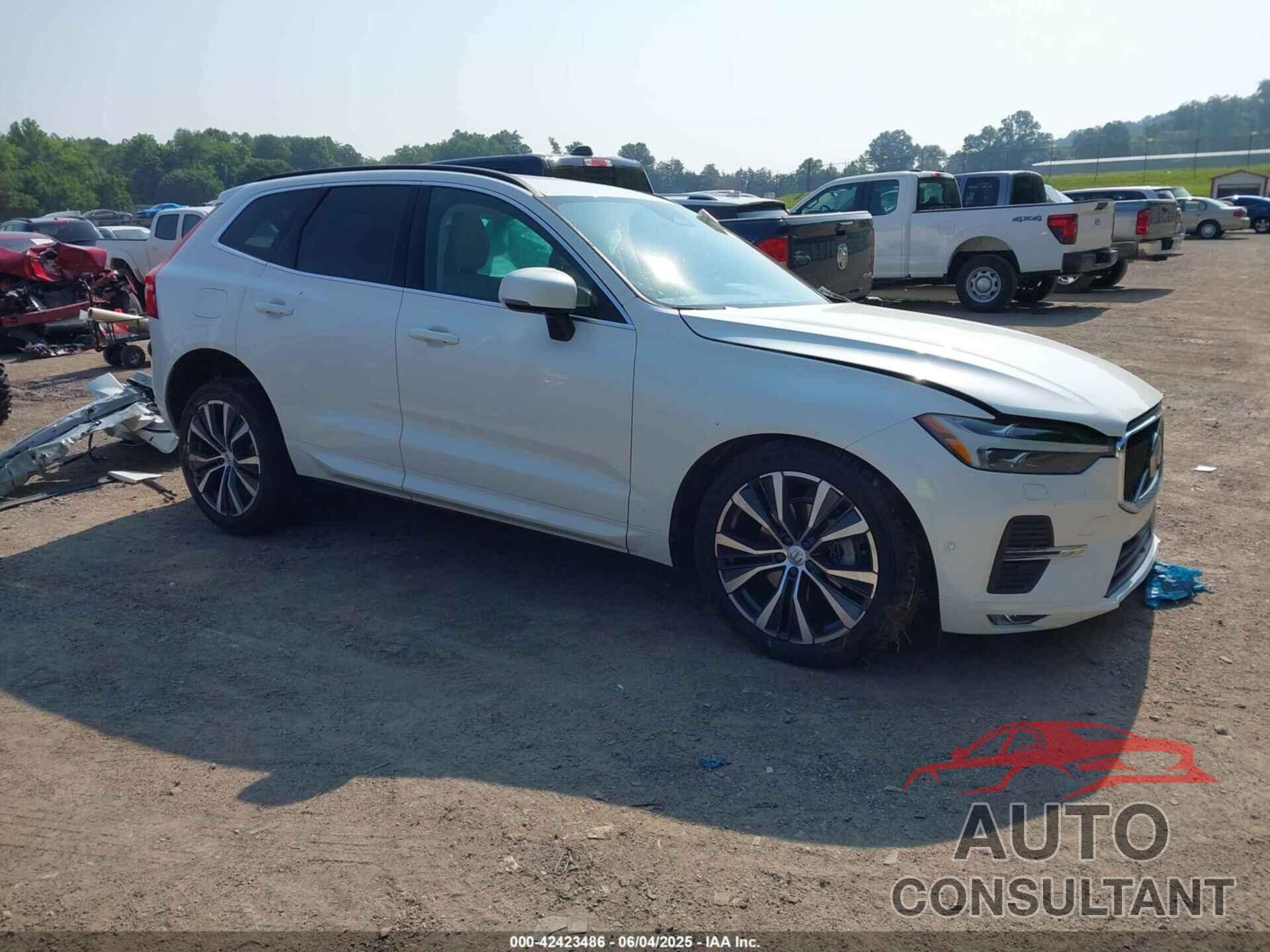 VOLVO XC60 2022 - YV4L12DKXN1024421