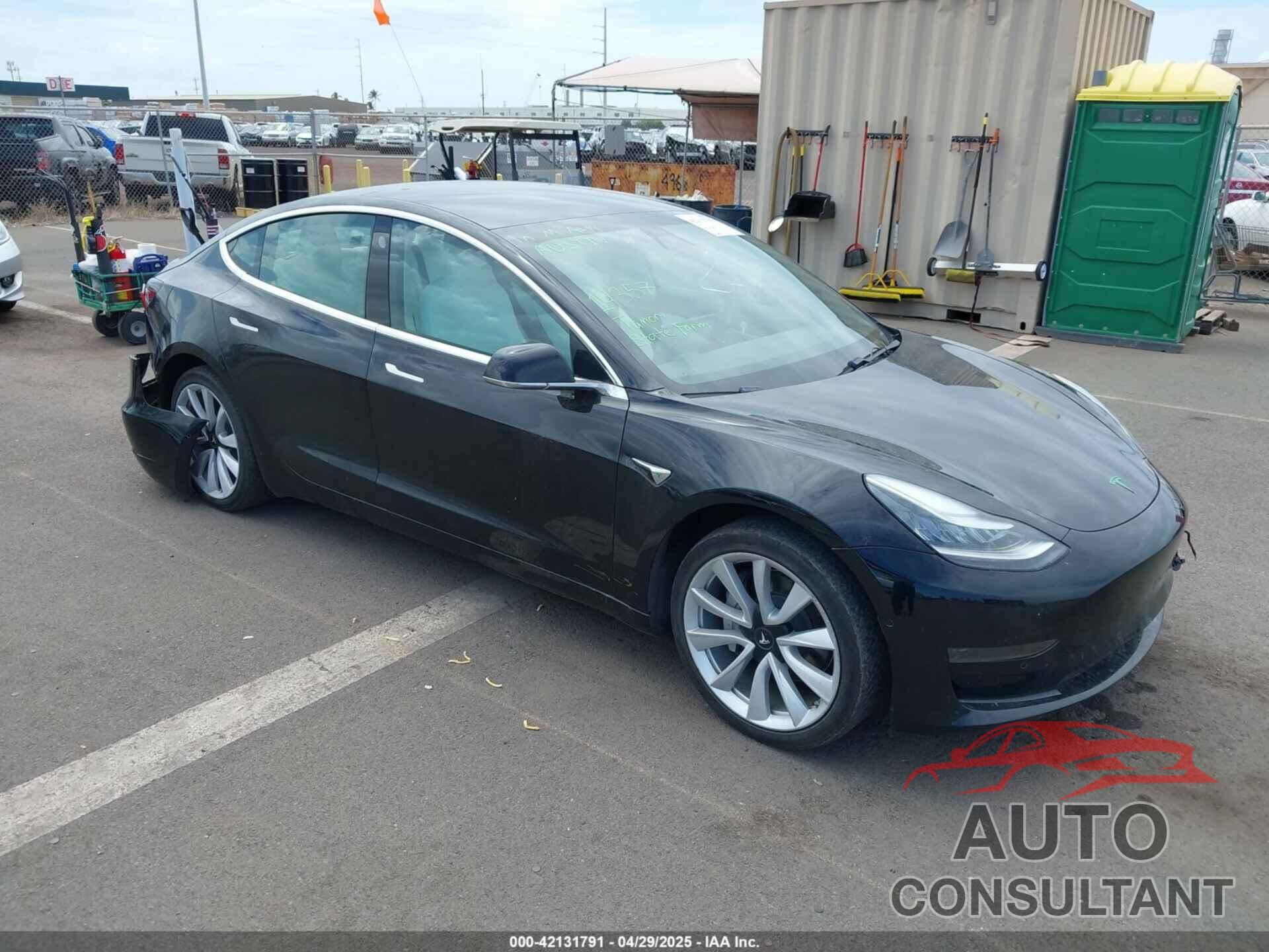 TESLA MODEL 3 2019 - 5YJ3E1EA7KF445166