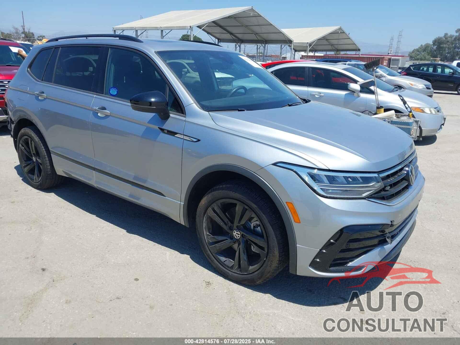VOLKSWAGEN TIGUAN 2023 - 3VVCB7AX9PM134414