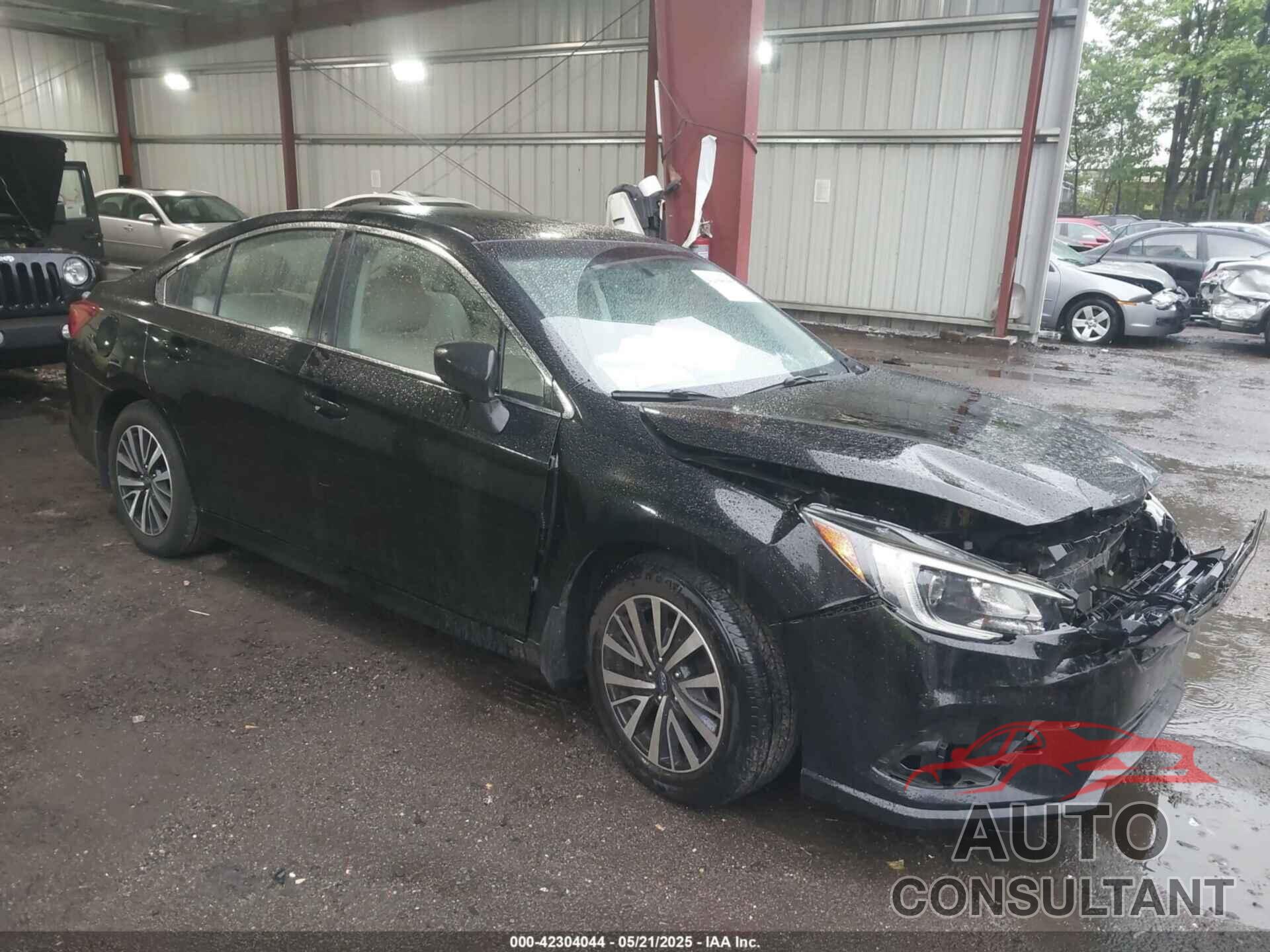 SUBARU LEGACY 2018 - 4S3BNAB6XJ3006535