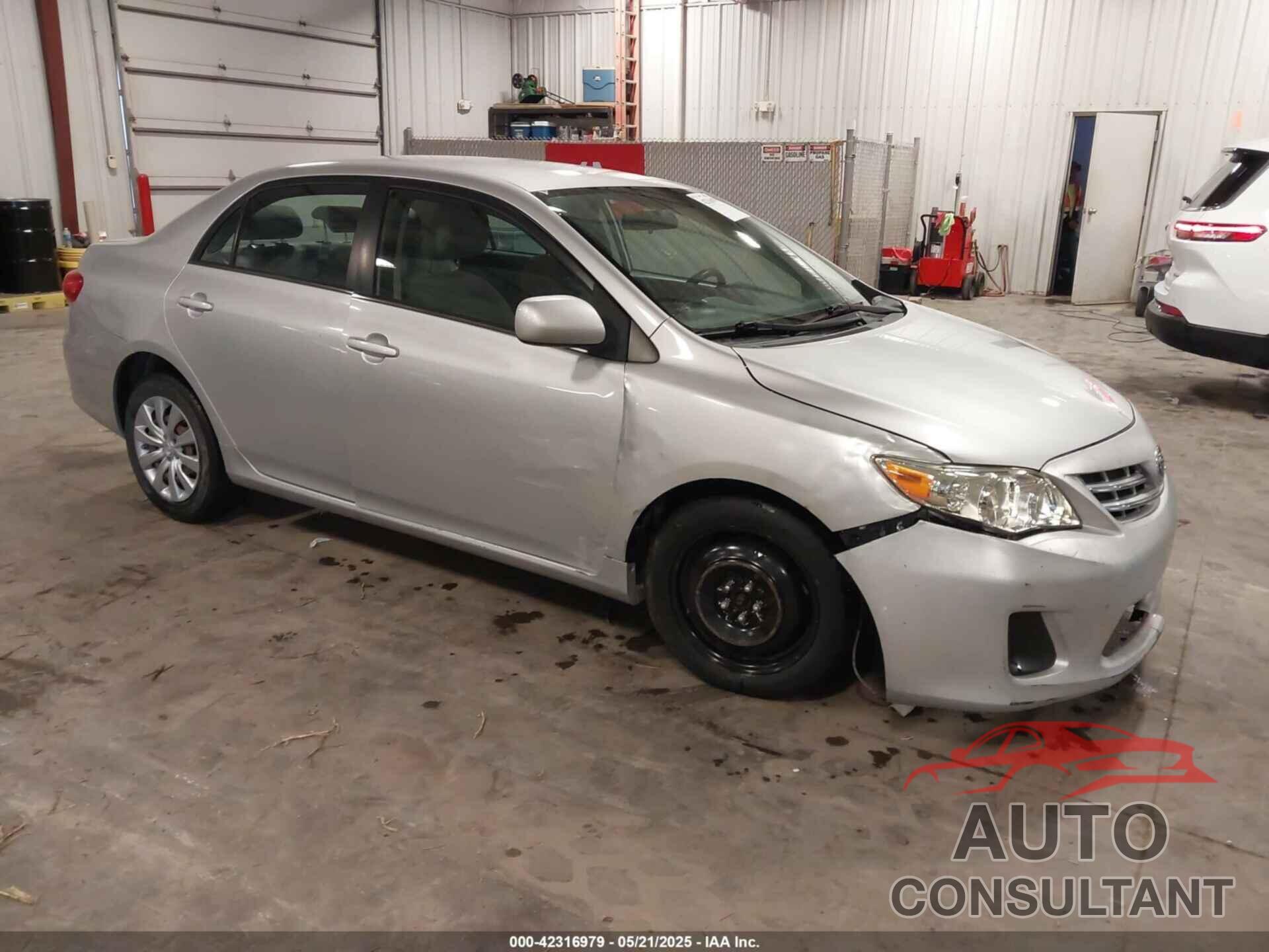 TOYOTA COROLLA 2013 - 5YFBU4EE7DP111102