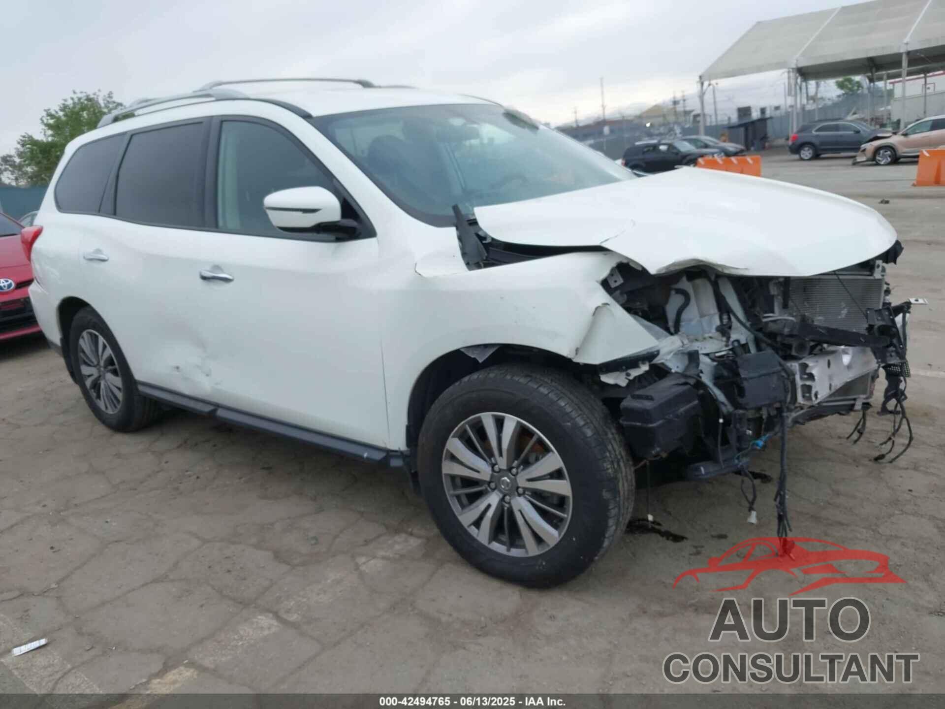 NISSAN PATHFINDER 2019 - 5N1DR2MN3KC651371