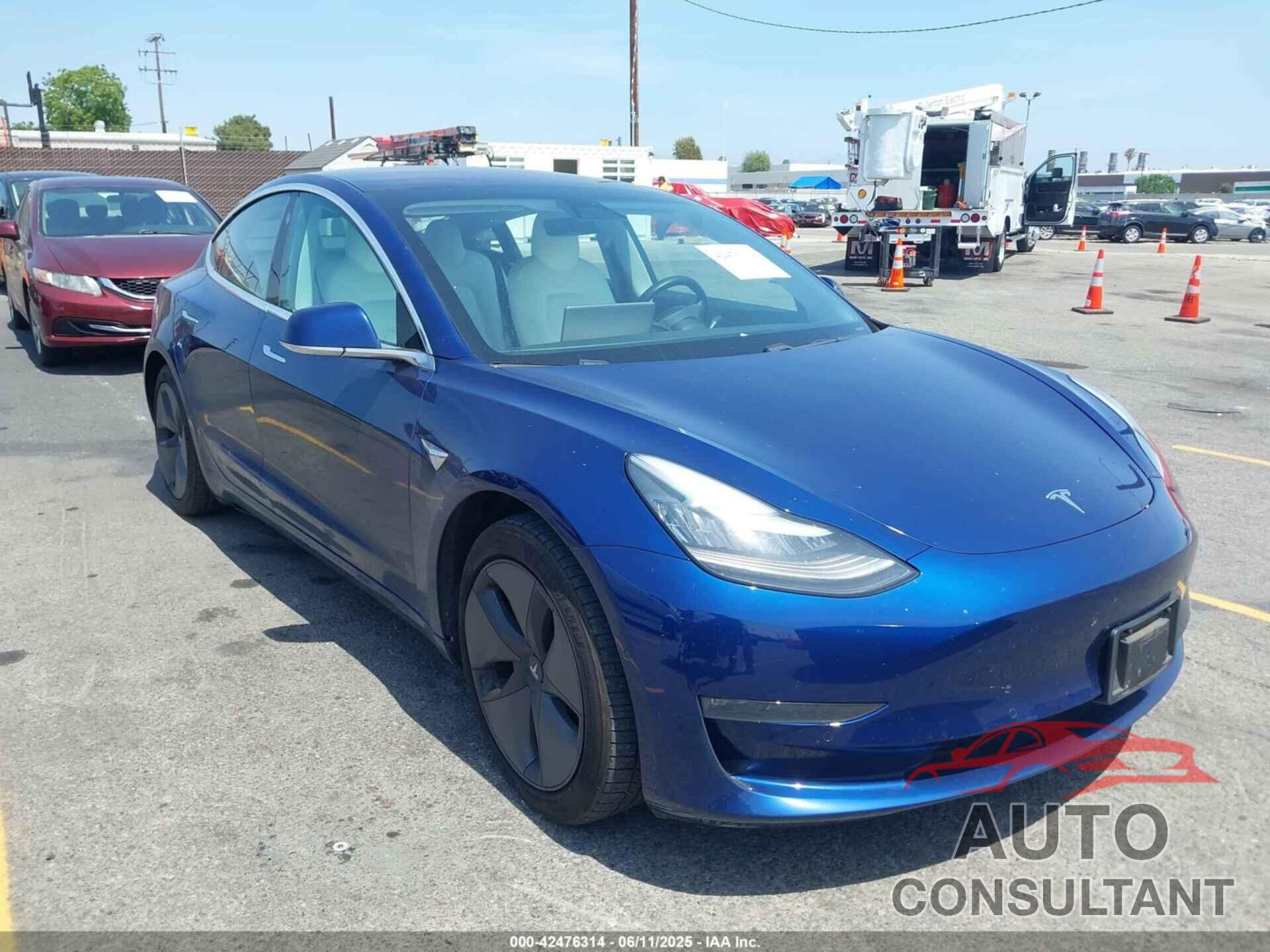 TESLA MODEL 3 2018 - 5YJ3E1EAXJF155759