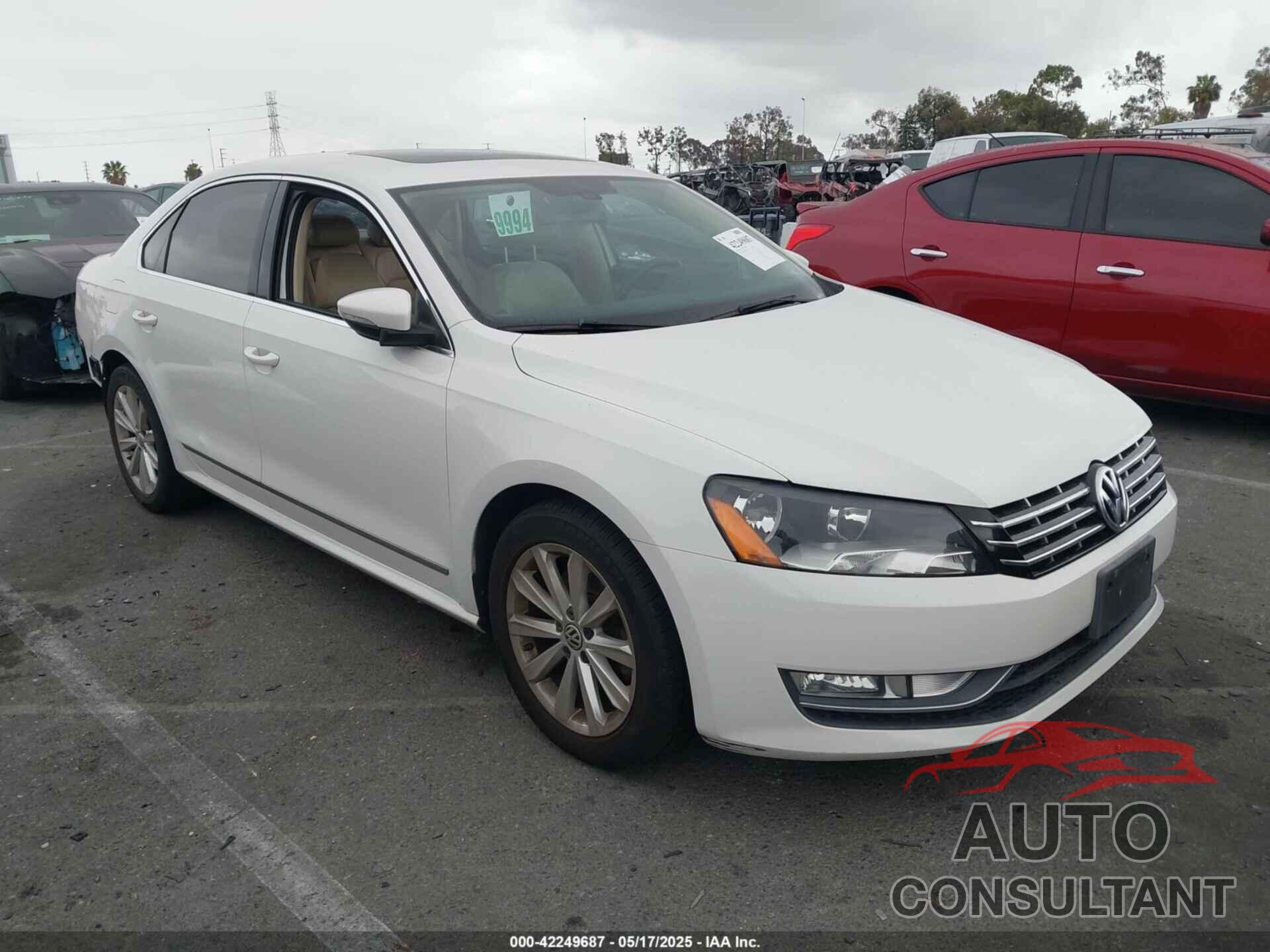 VOLKSWAGEN PASSAT 2012 - 1VWCP7A37CC031787