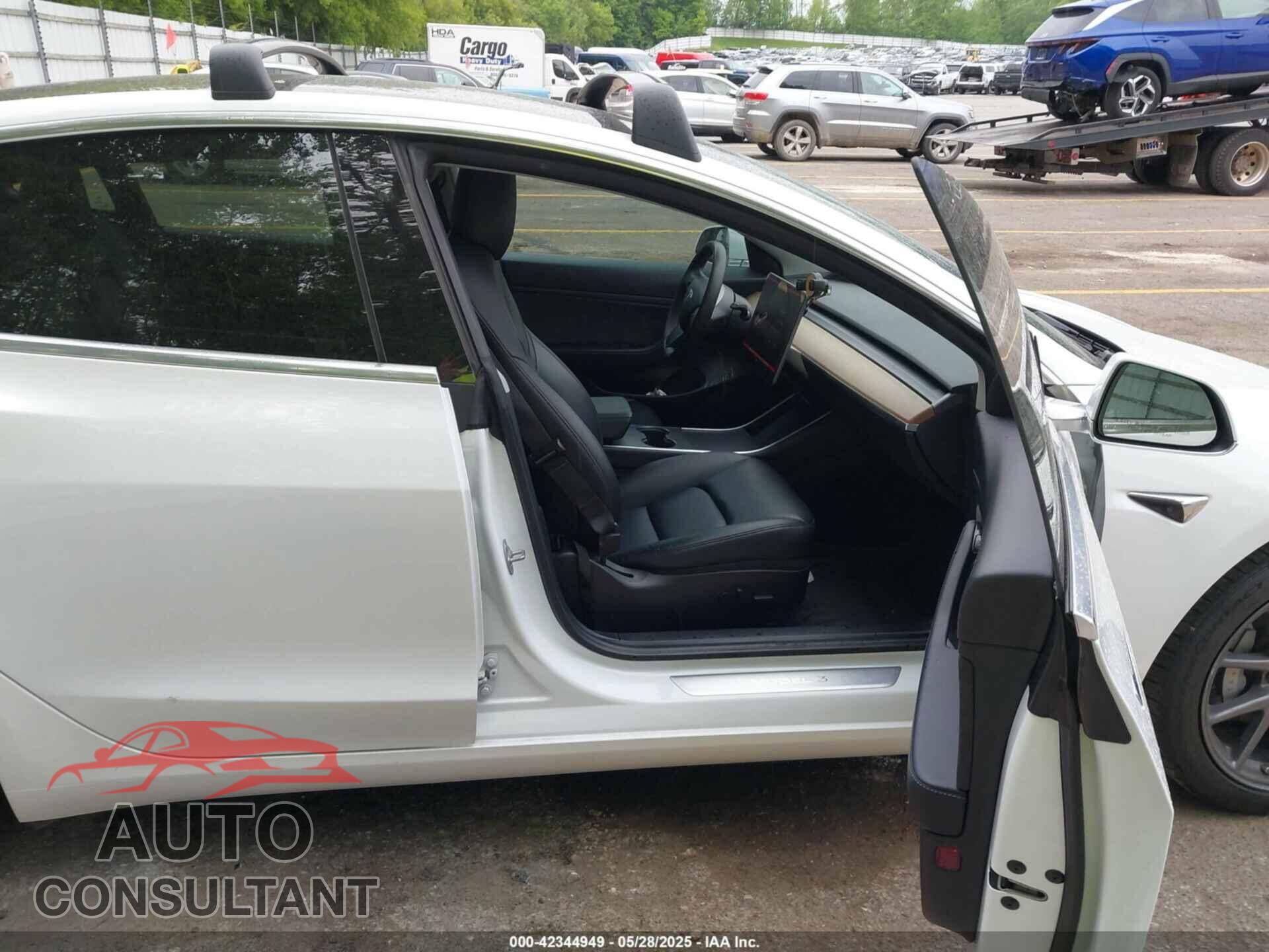 TESLA MODEL 3 2020 - 5YJ3E1EB3LF801056