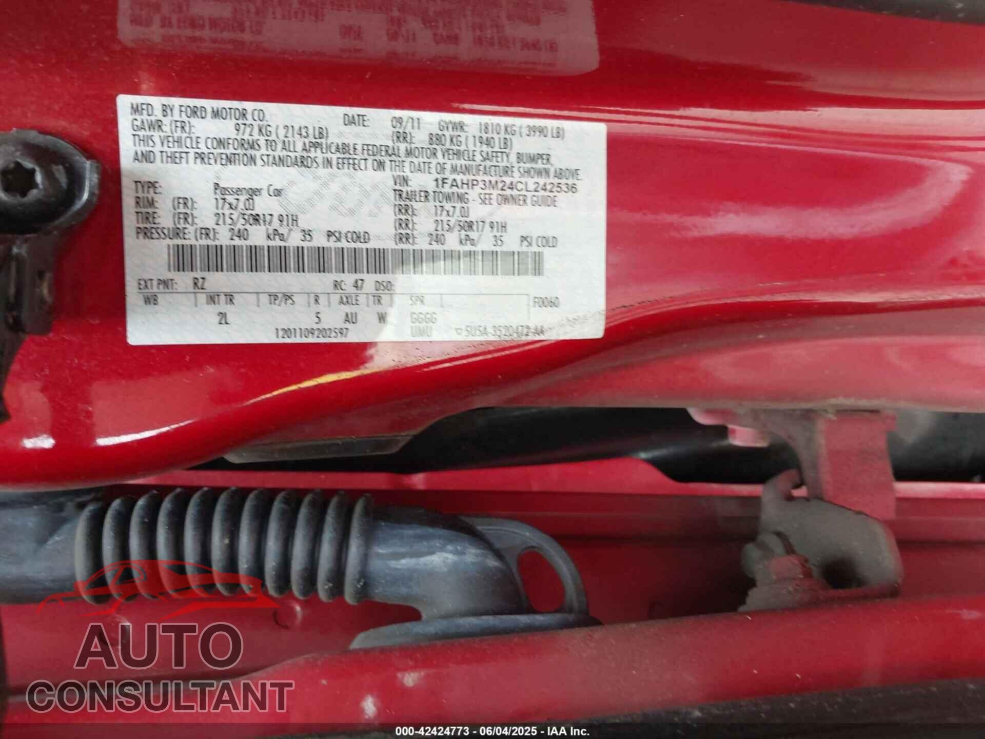 FORD FOCUS 2012 - 1FAHP3M24CL242536