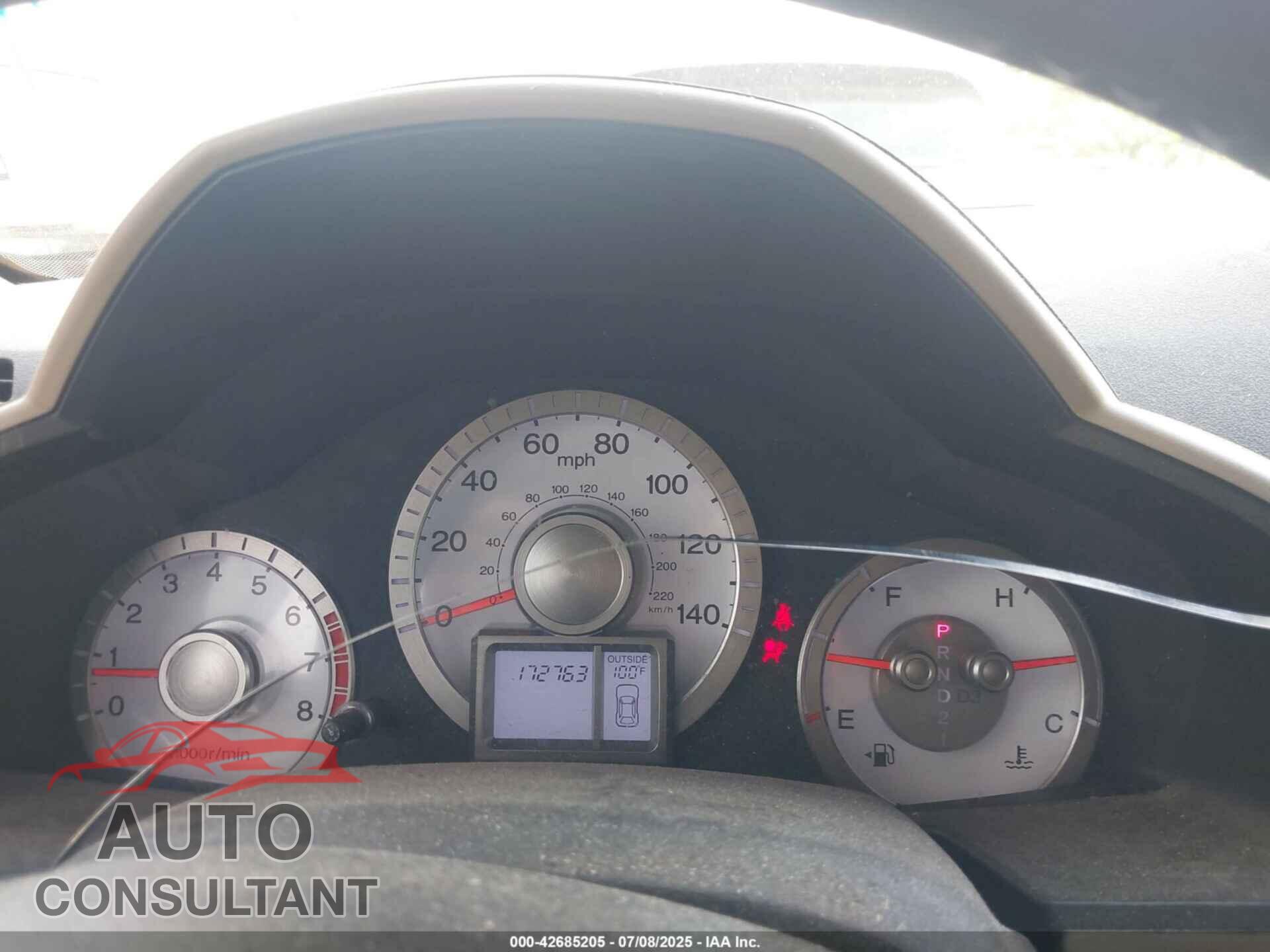 HONDA PILOT 2011 - 5FNYF4H68BB008028