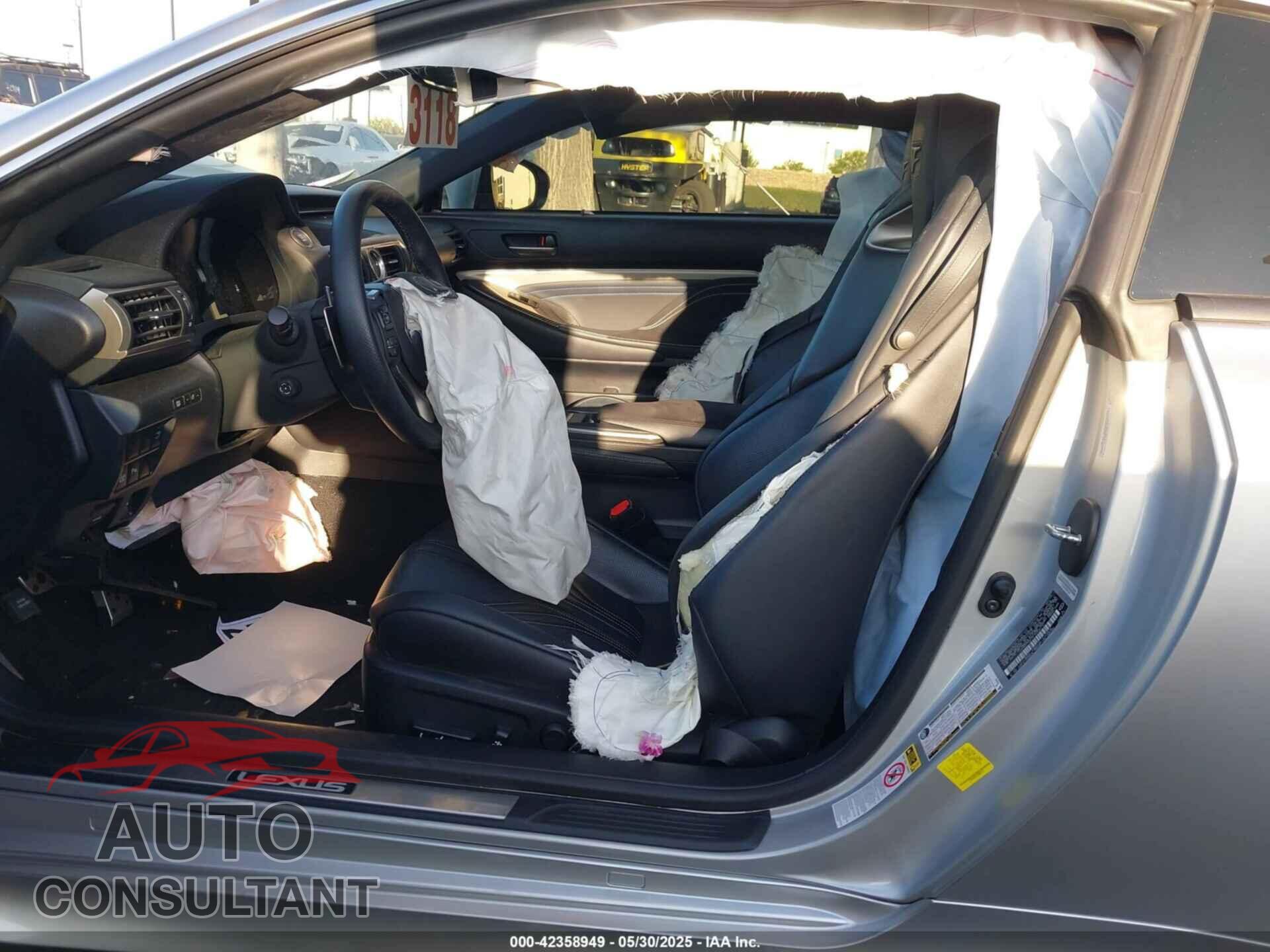 LEXUS RC F 2015 - JTHHP5BC5F5002131