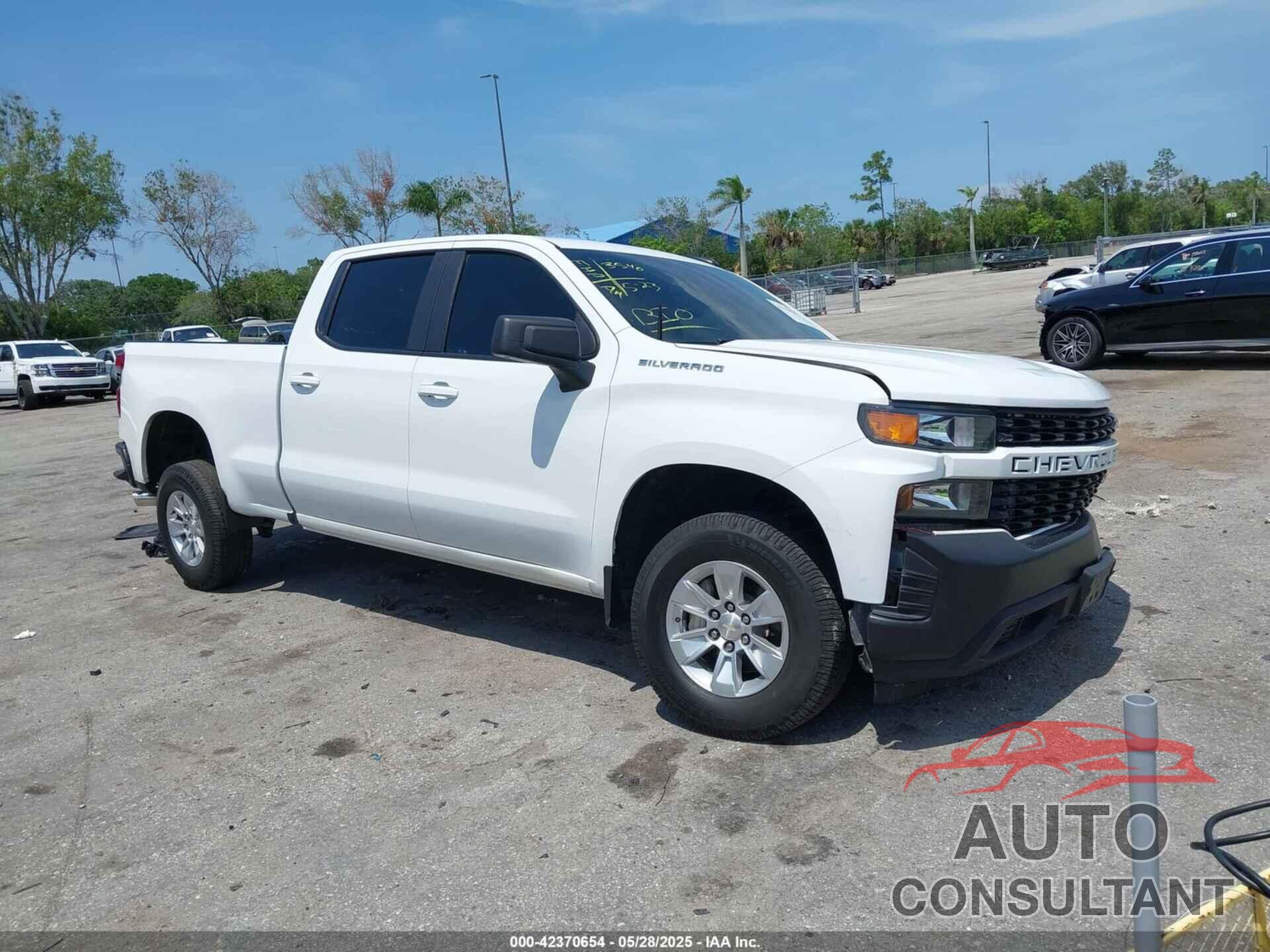 CHEVROLET SILVERADO 1500 2021 - 3GCPWAEF6MG423540