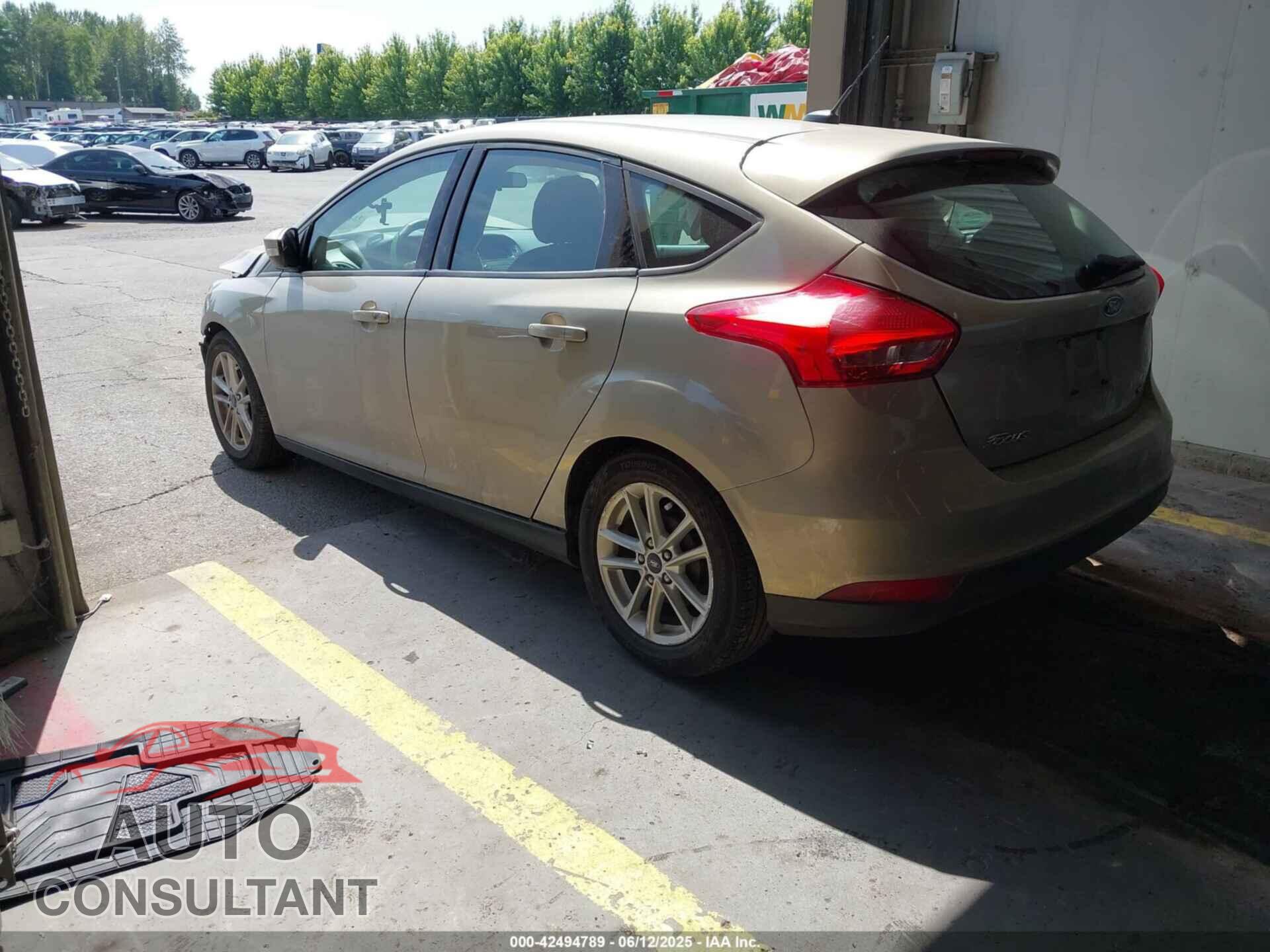 FORD FOCUS 2016 - 1FADP3K27GL363746