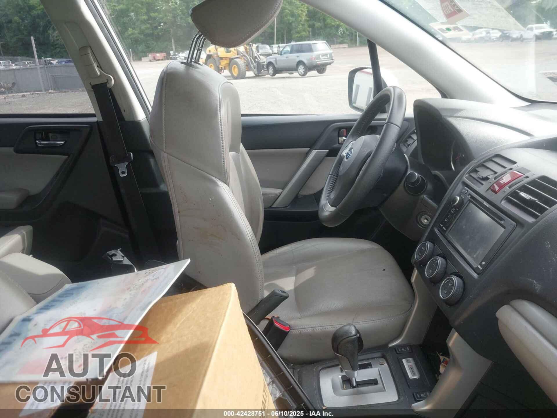 SUBARU FORESTER 2014 - JF2SJAJC9EH498195