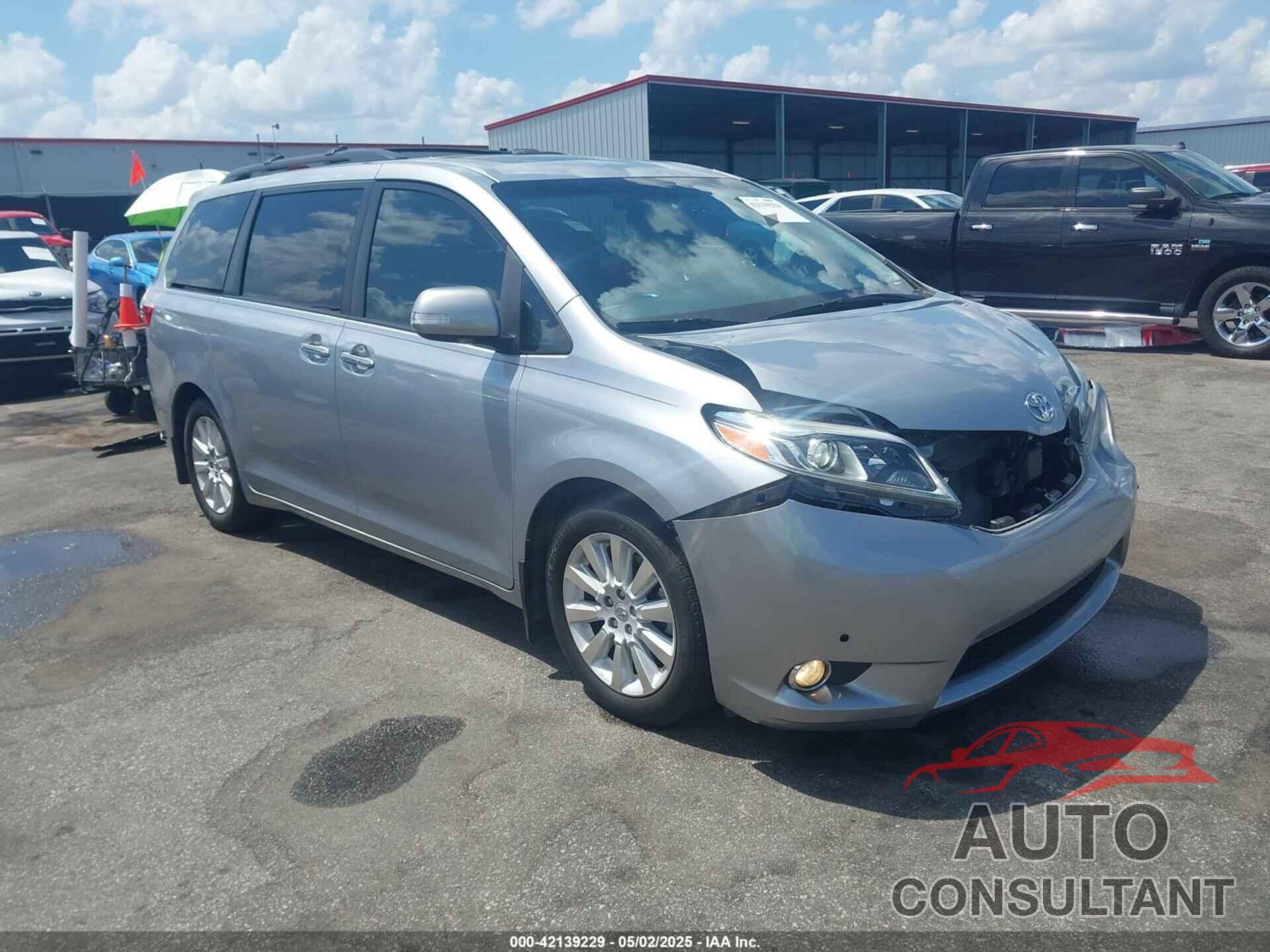 TOYOTA SIENNA 2015 - 5TDYK3DC5FS685735