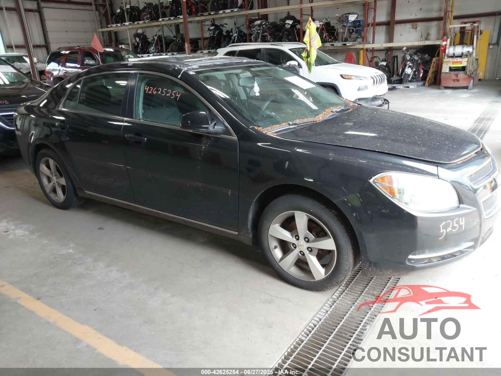 CHEVROLET MALIBU 2011 - 1G1ZC5E1XBF242638