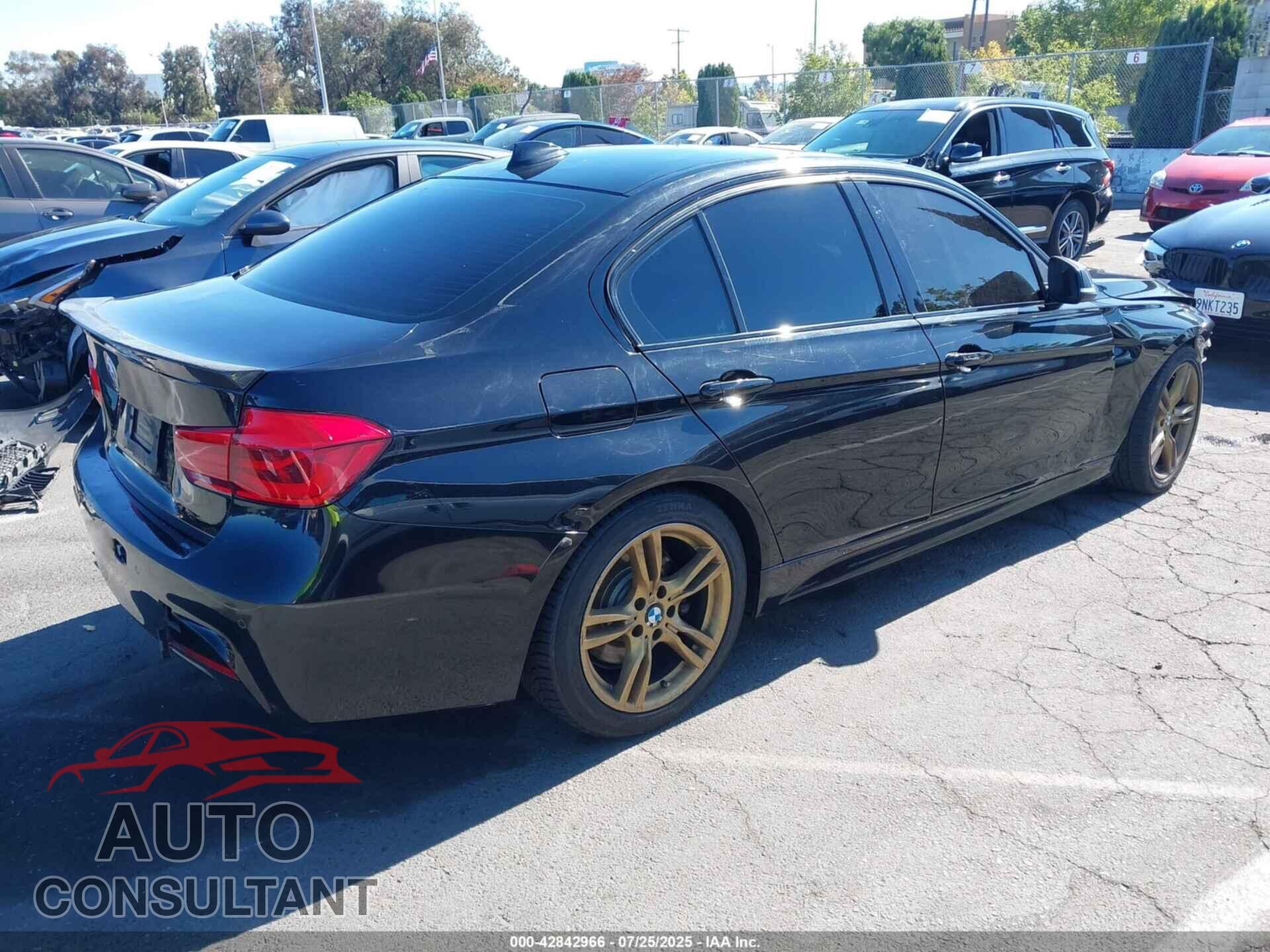 BMW 328I 2016 - WBA8E9G59GNU29576