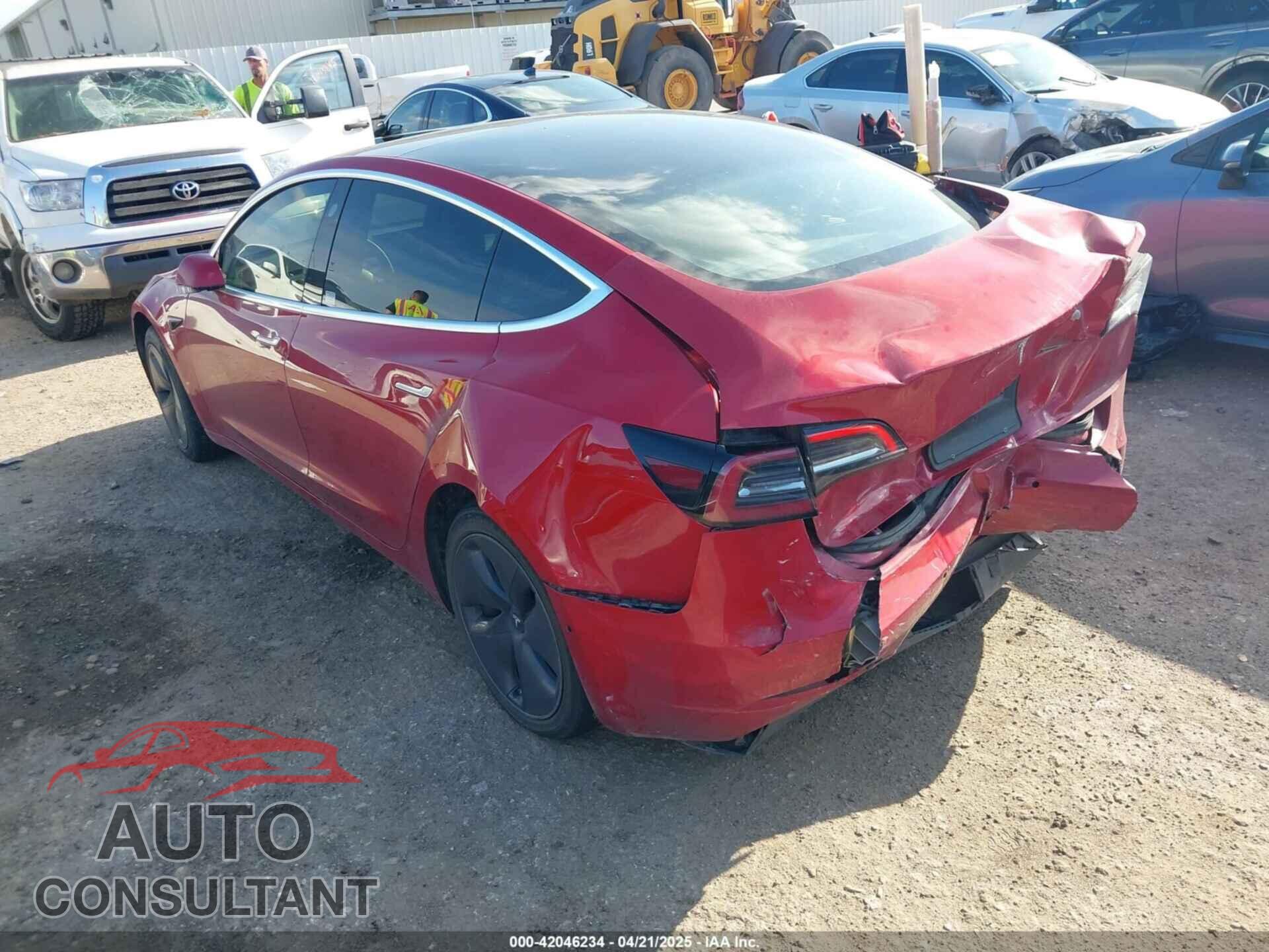 TESLA MODEL 3 2020 - 5YJ3E1EA0LF611657