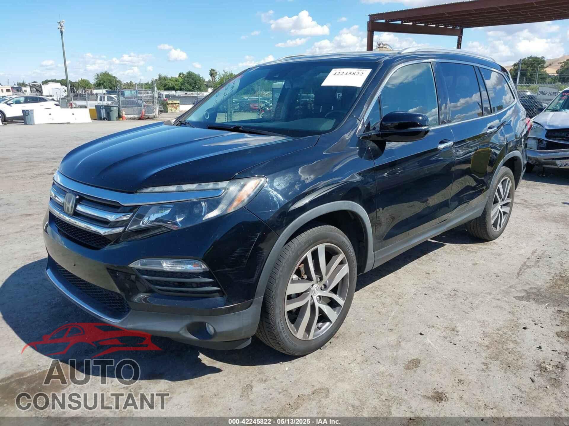 HONDA PILOT 2017 - 5FNYF6H97HB037468