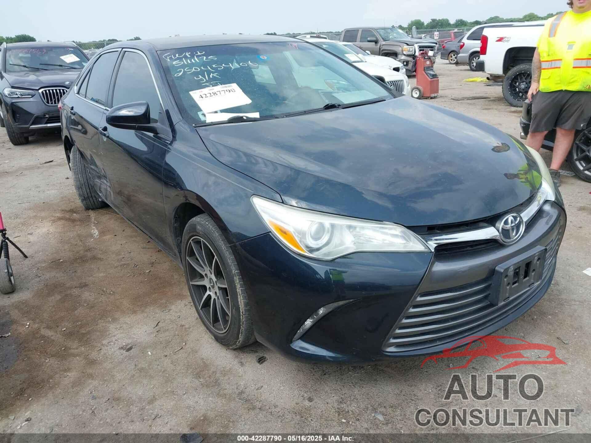 TOYOTA CAMRY 2016 - 4T1BF1FK8GU615402