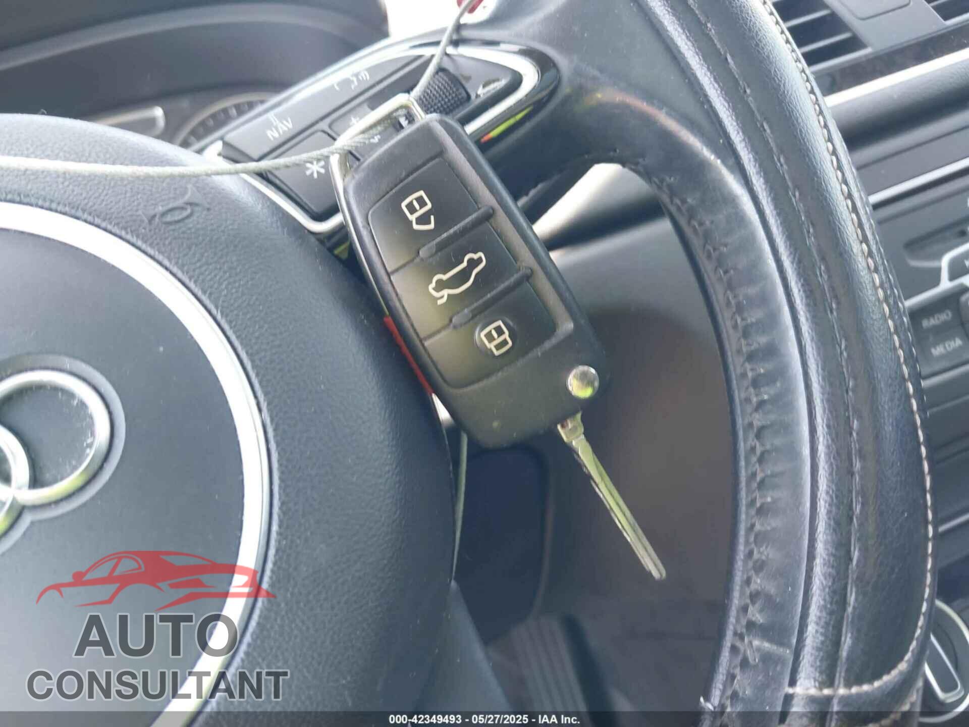 AUDI Q3 2017 - WA1JCCFS5HR004777