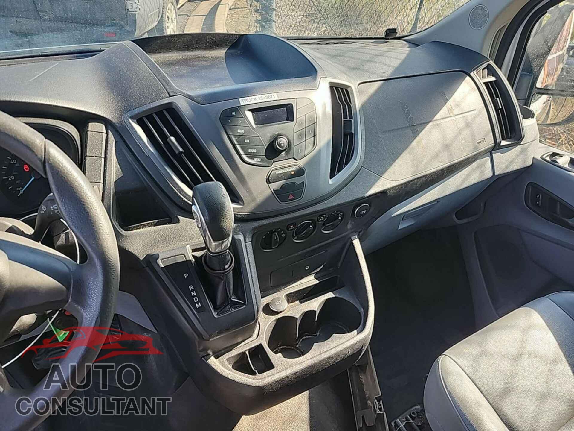 FORD TRANSIT 2015 - 1FTNE2YM5FKA93671