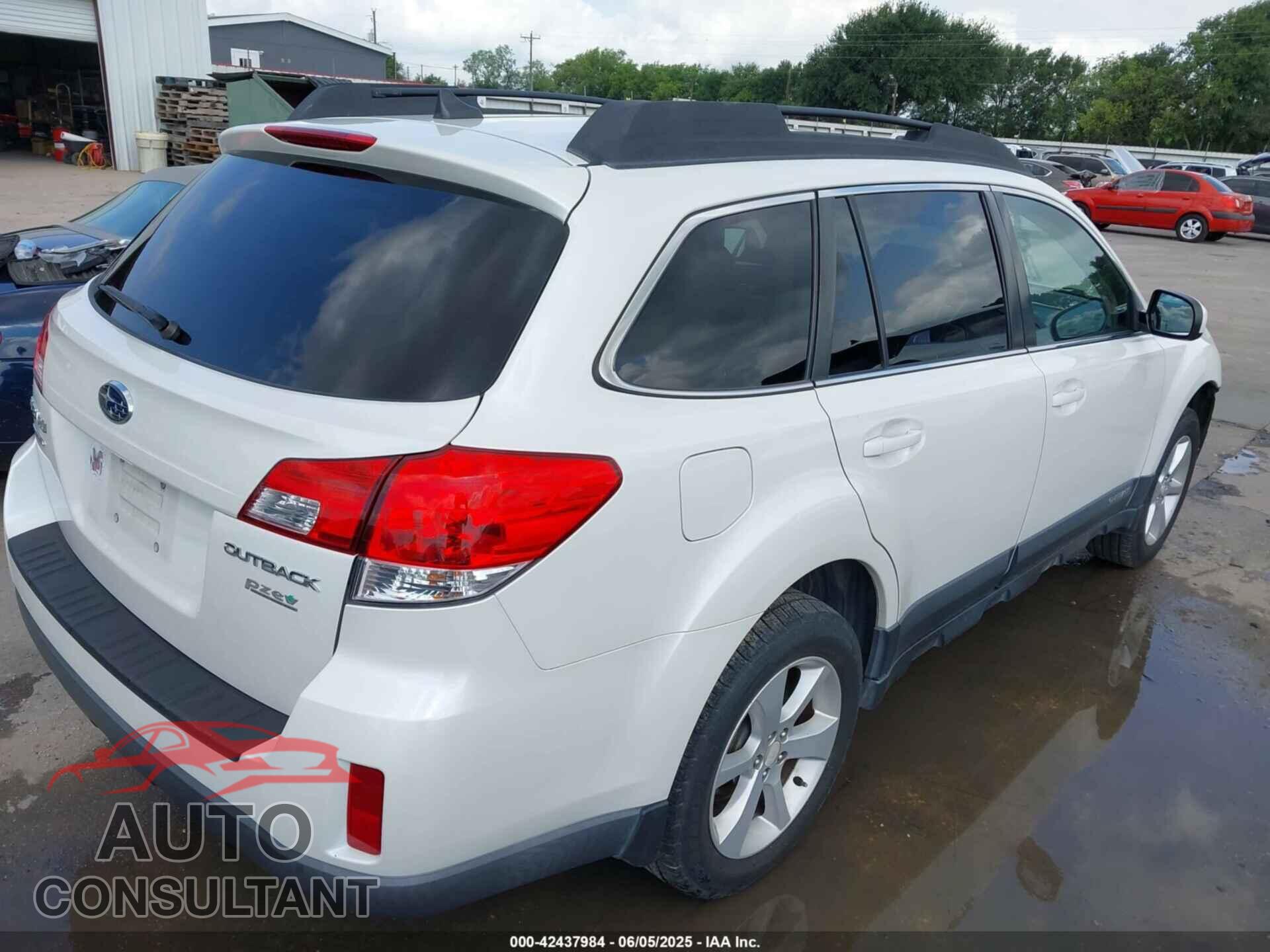 SUBARU OUTBACK 2014 - 4S4BRBCC2E3296611